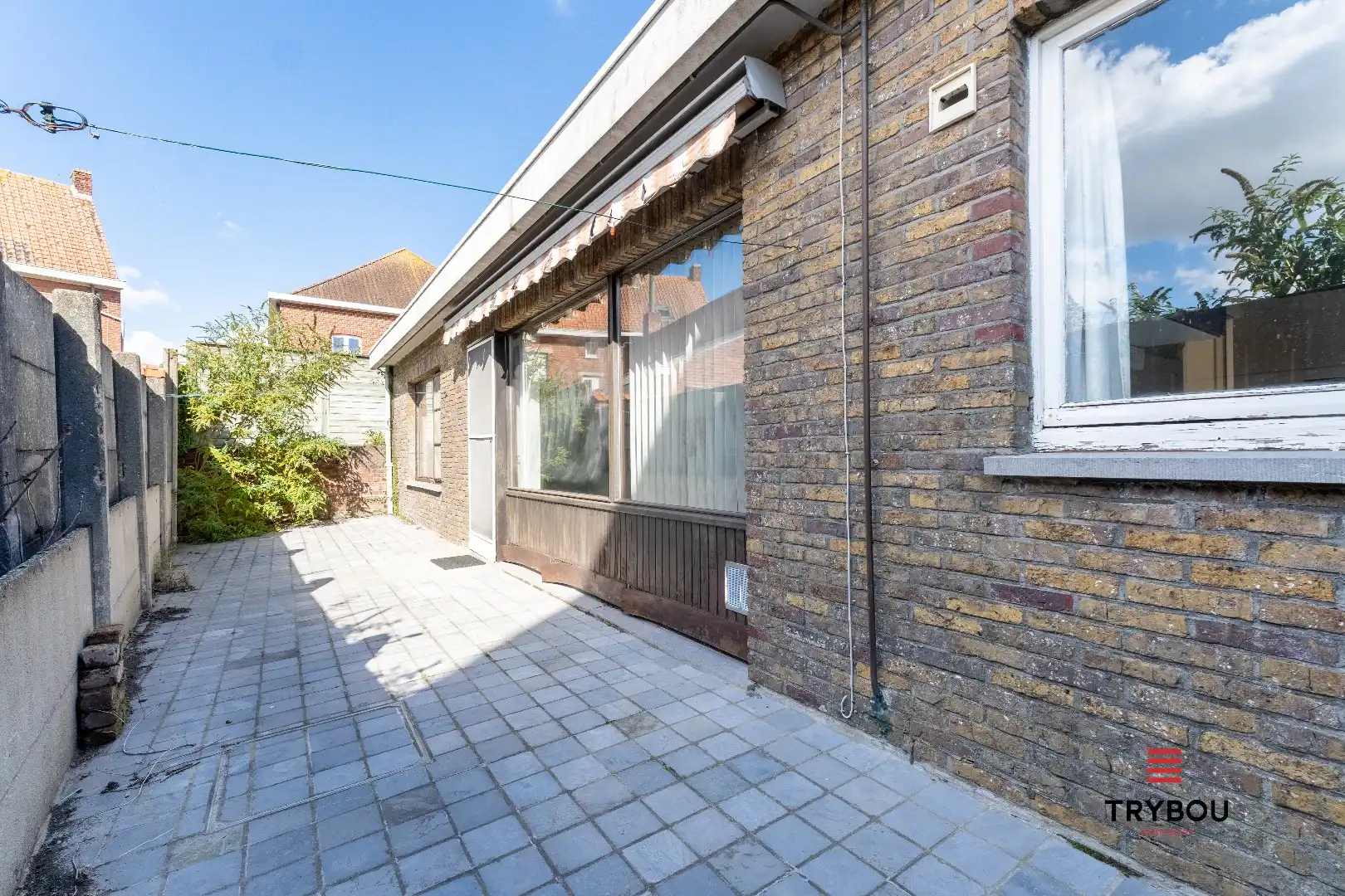 Gelijkvloerse woning met 2 garages in het centrum van Houthulst foto 17