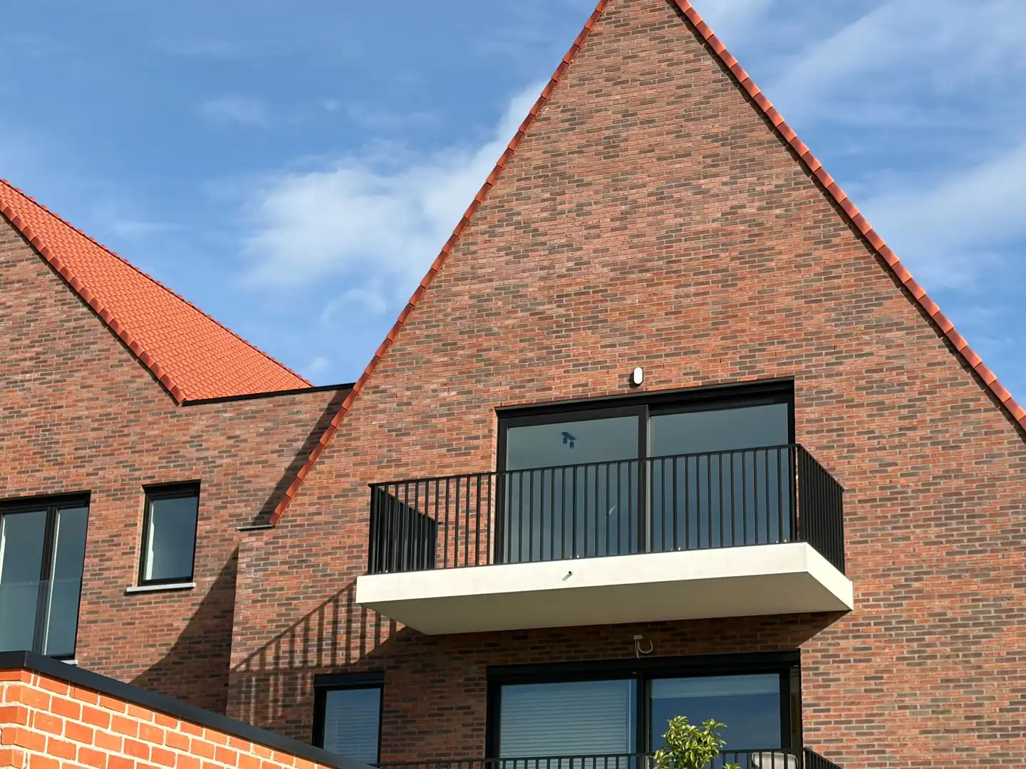 Nieuw appartement met 2 slaapkamers, garage en parkeerplaats, perfect gelegen in Menen - Te huur! foto 13