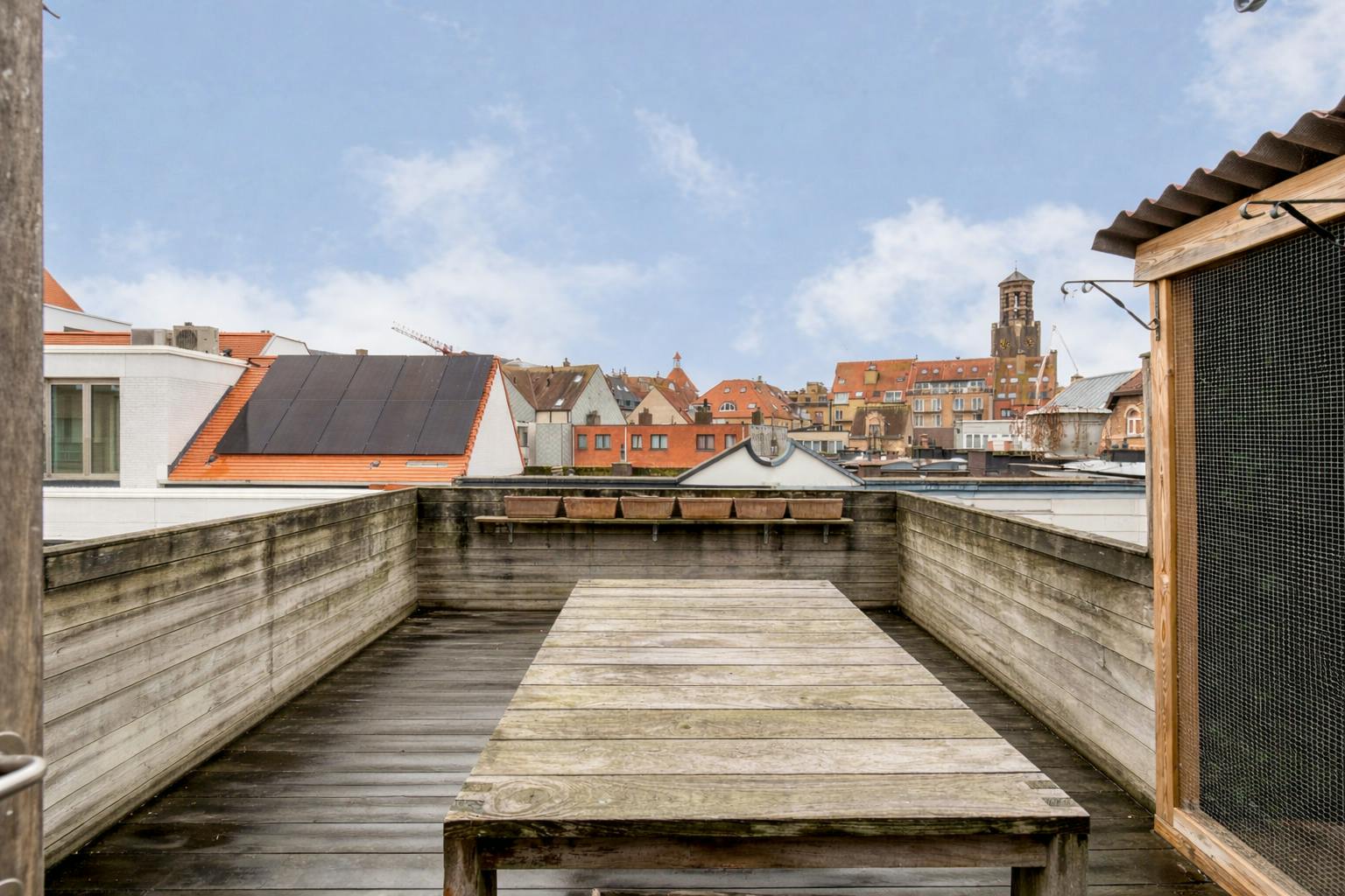 Woning met veel potentieel te koop in centrum Knokke foto 16