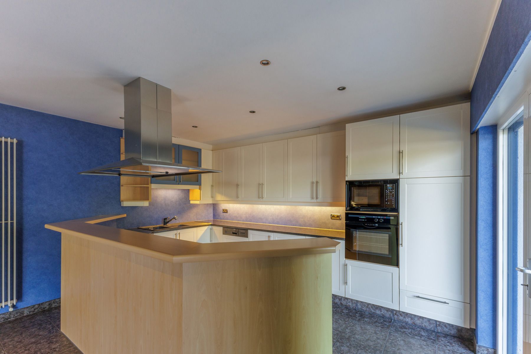 Instapklare woning met (min) 5 slaapkamers foto 4