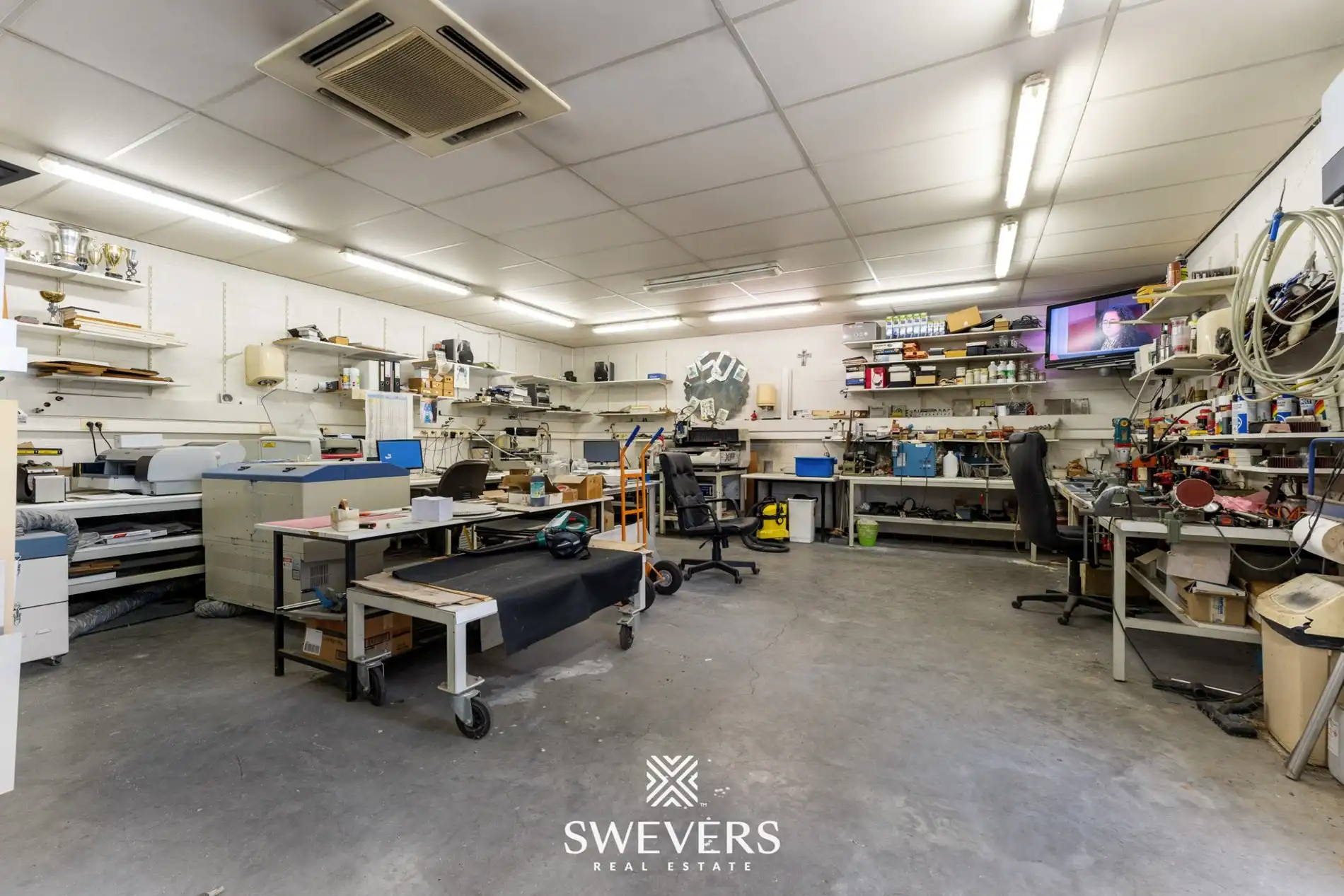 Op te frissen gezinswoning met werkplaats in centrum Helchteren foto 29