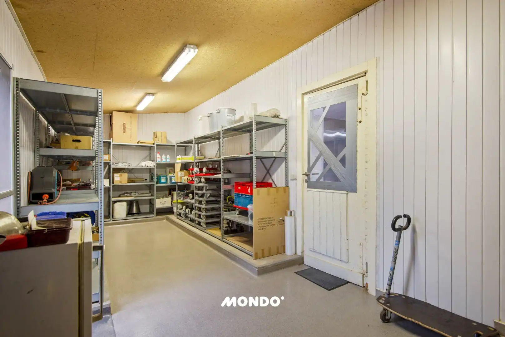 Multifunctioneel gebouw met woonst en commerciële mogelijkheden te Ruisbroek! foto 9