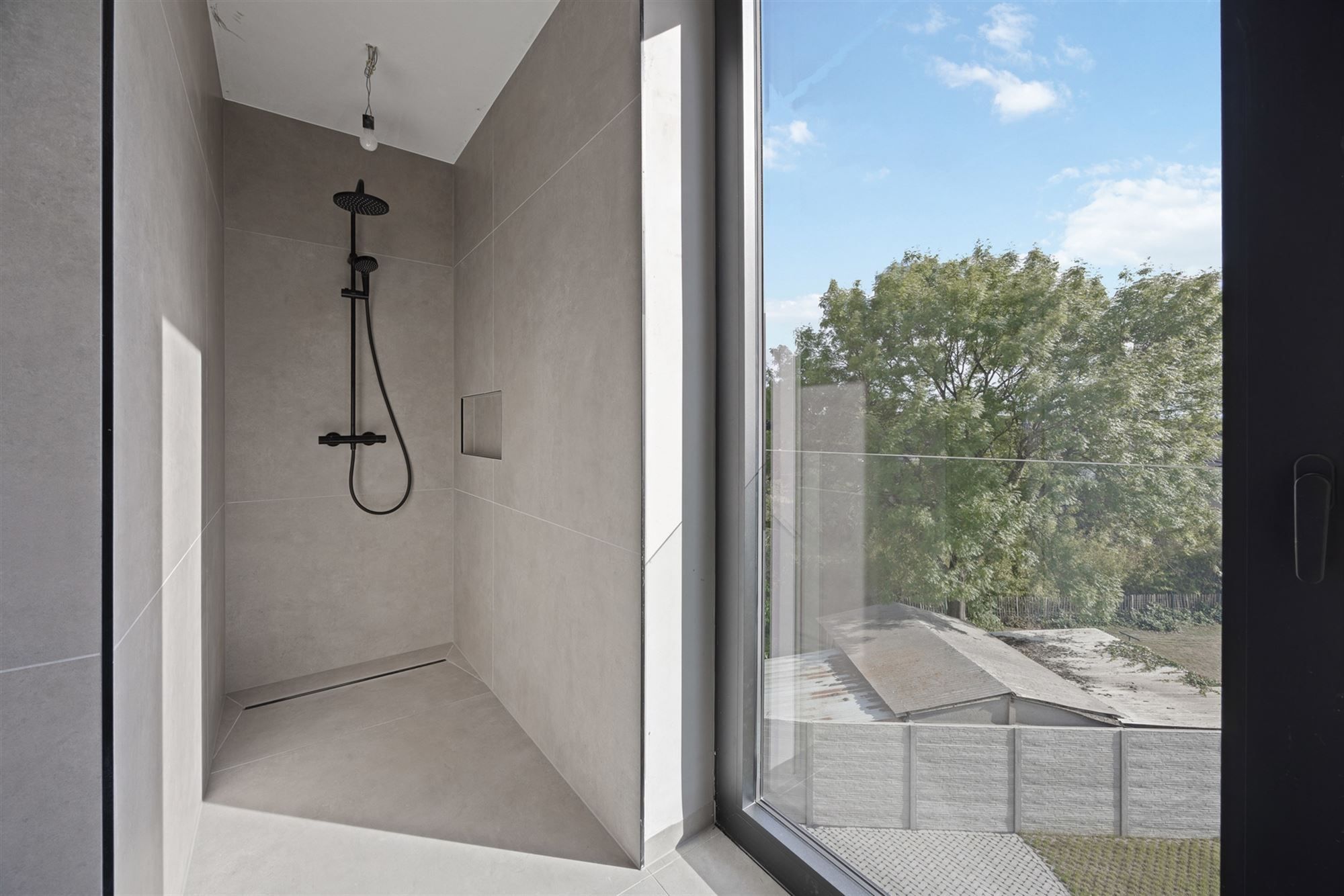 NIEUWBOUW APPARTEMENT VAN 113M² MET 2 SLAAPKAMERS EN TERRASSEN MET MOGELIJKHEID TOT AANKOOP 6% BTW! foto 9