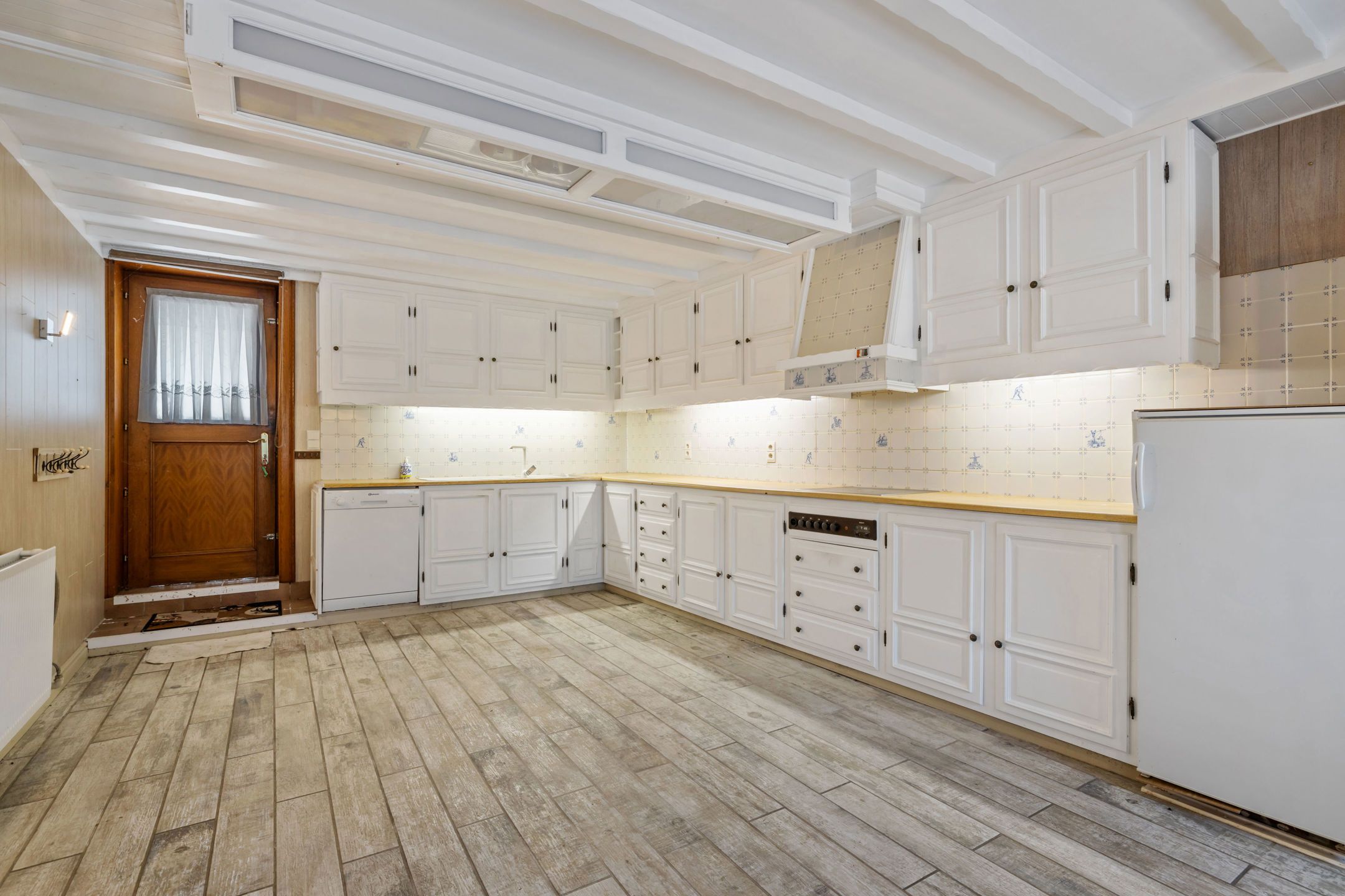 Ruime woning met garage + atelier + (bouw) grond op 9a 30ca foto 13