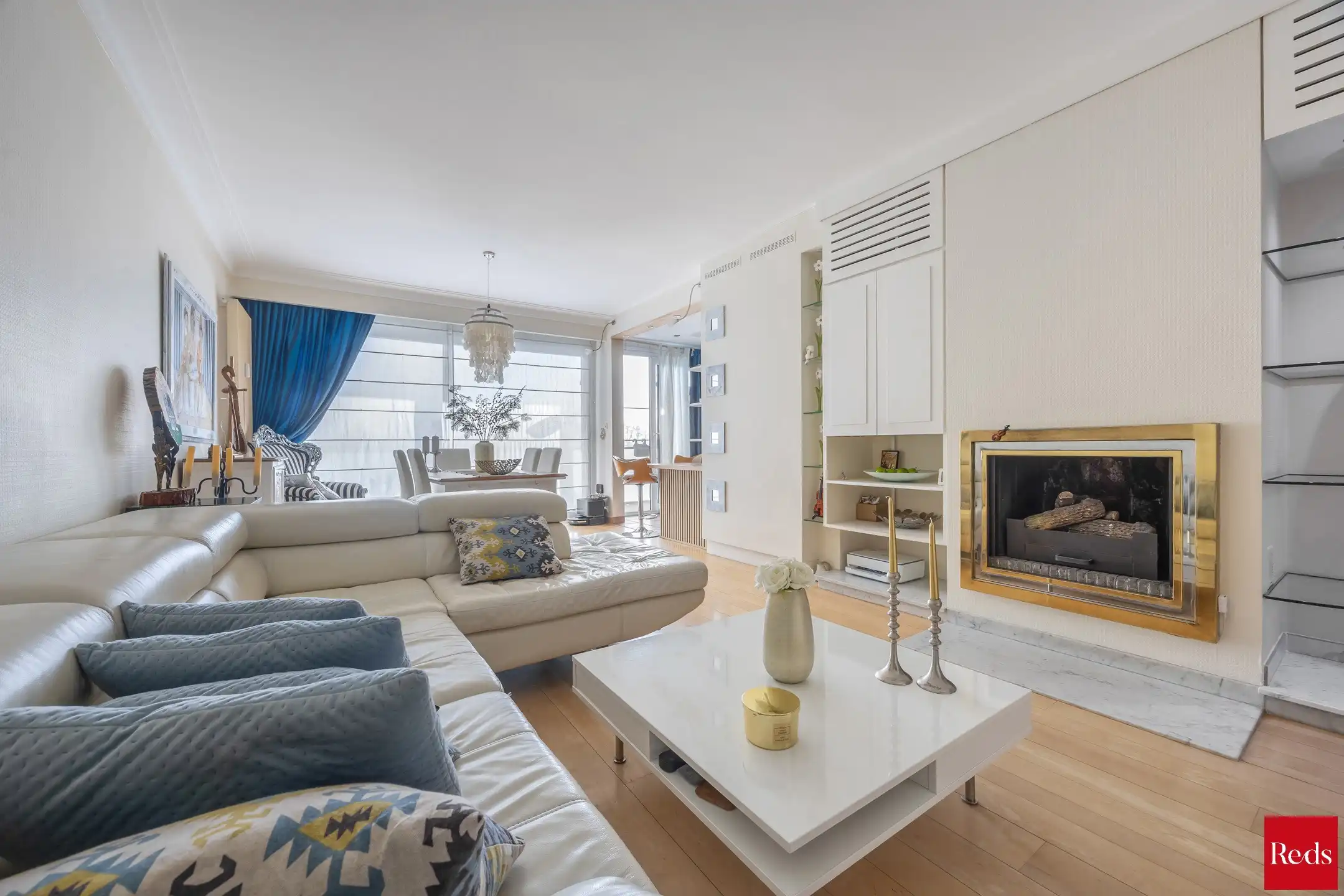Zeer verzorgd en mooi appartement met 2 slaapkamers en terras foto 2