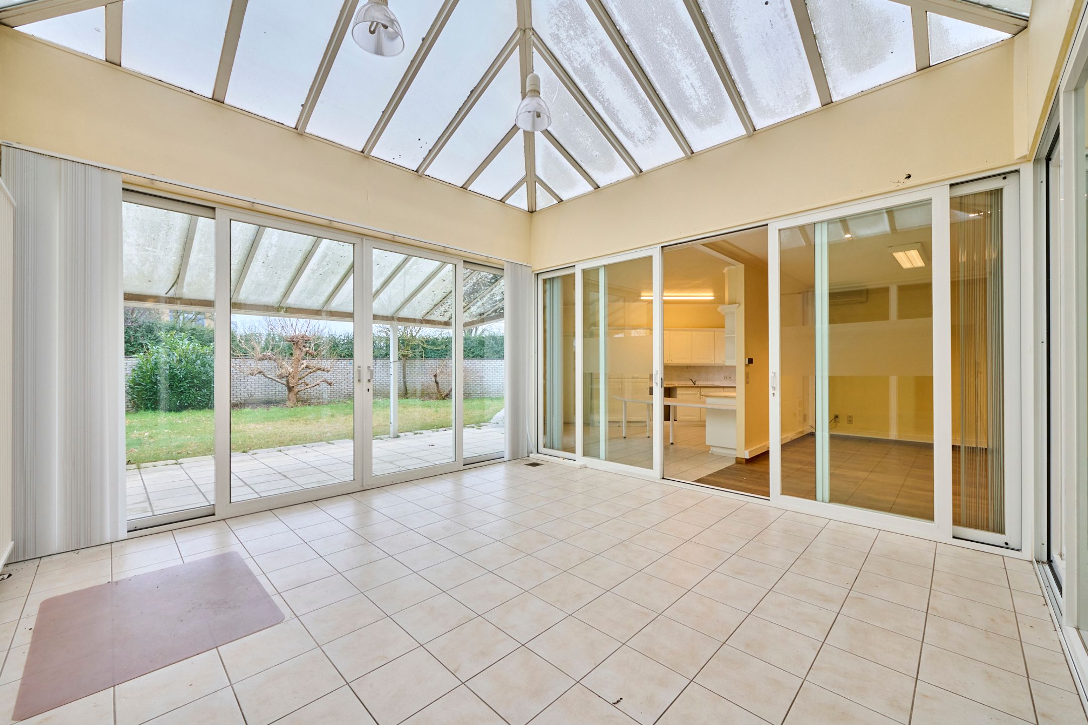TE KOOP: bedrijfsgebouw met woning in Zonhoven foto 18