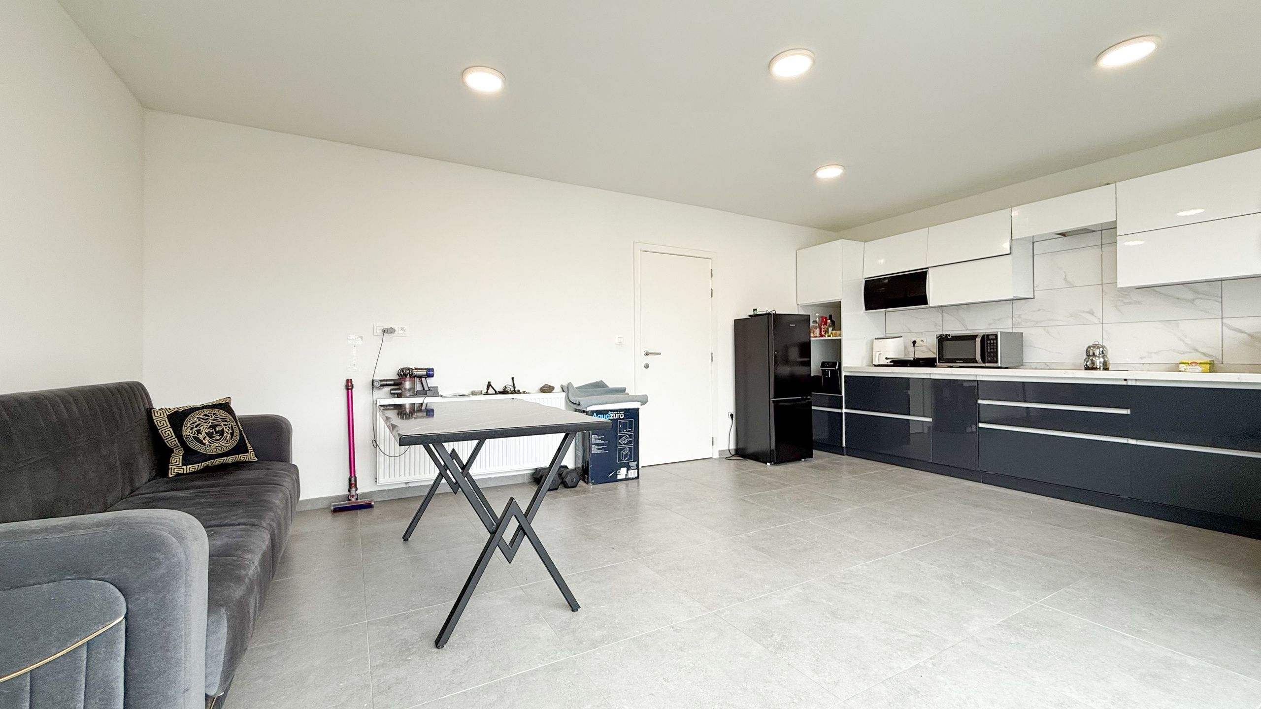 Ruim appartement met 2 slpks en dakterras in centrum Zolder! foto 2