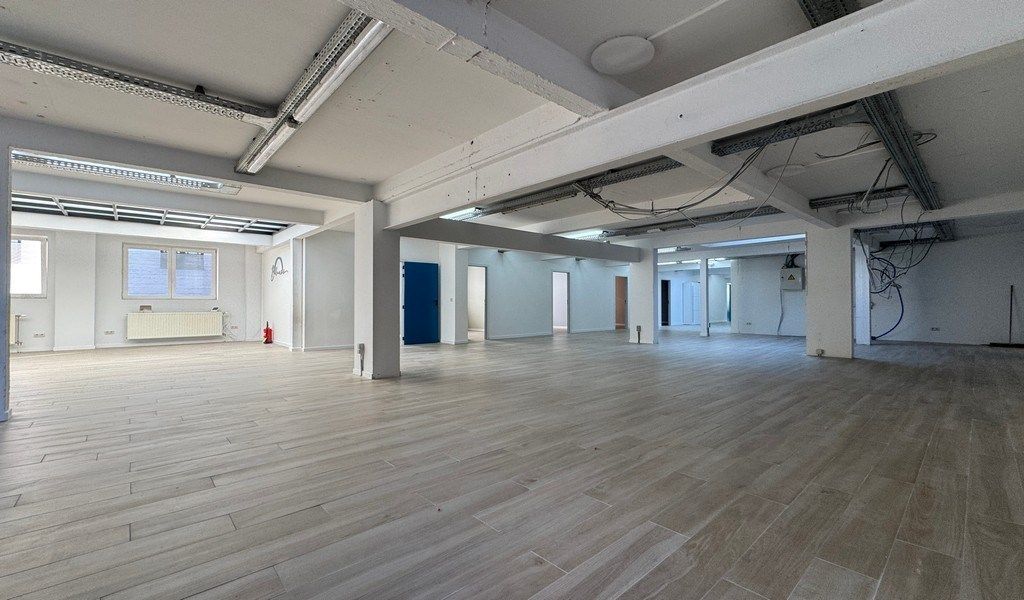 Vernieuwde kantoren te huur vlakbij Eilandje in Antwerpen foto 2