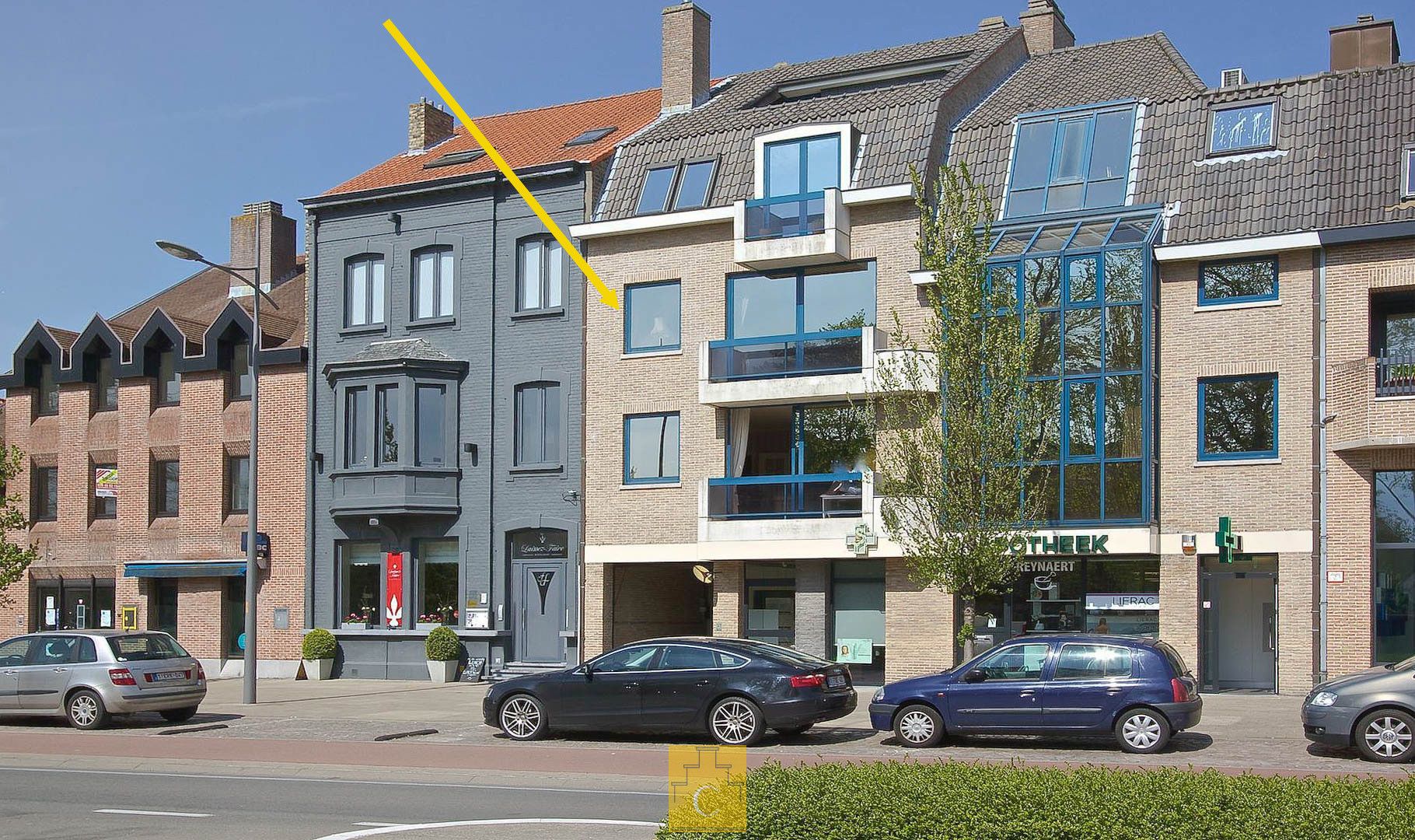 mooi APPARTEMENT met terras en garage – sublieme ligging te Kristus Koning (Scheepsdalelaan), zicht op Ezelpoort en Stil Ende foto 2