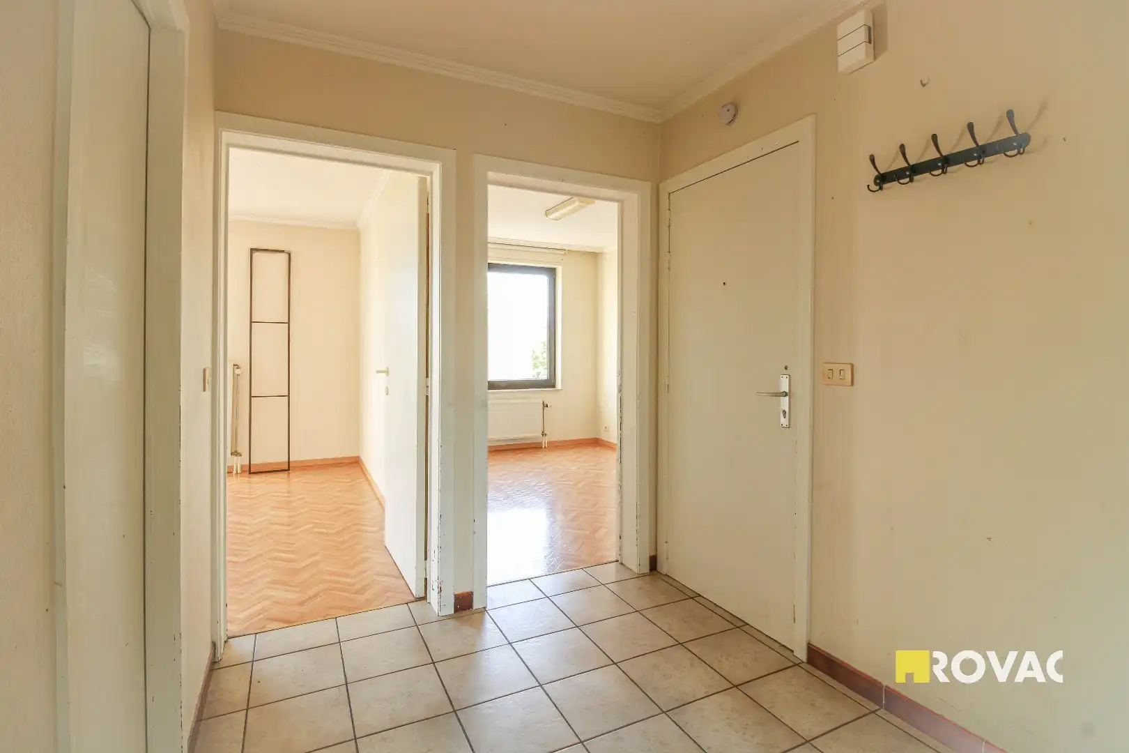 Appartement met private autostandplaats! foto 13