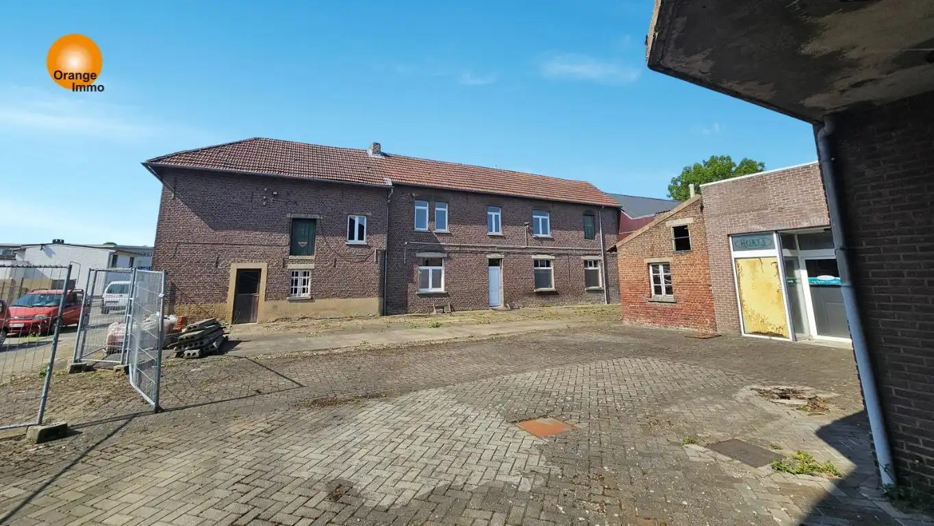 Handelshuis met 5 slaapkamers en grote loods/garage/opslagplaats in Maasmechelen foto 10
