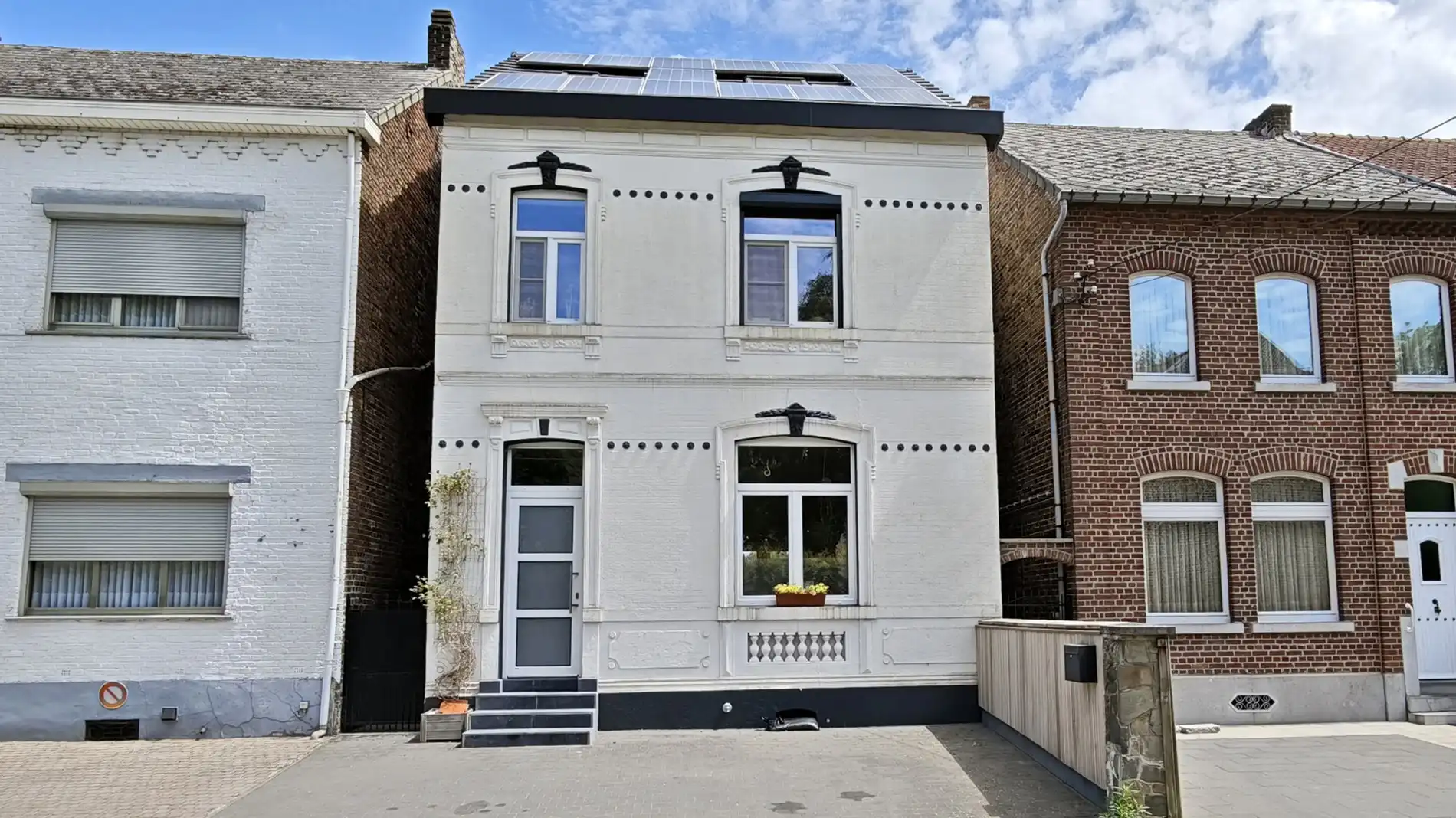 Ruimte, comfort en kwaliteit in het charmante Waasmont foto {{pictureIndex}}