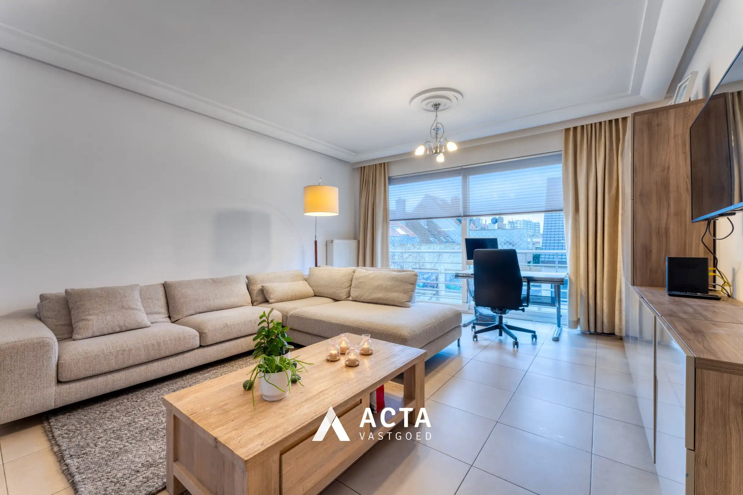 Instapklaar duplexappartement met twee slaapkamers en terras! foto 4