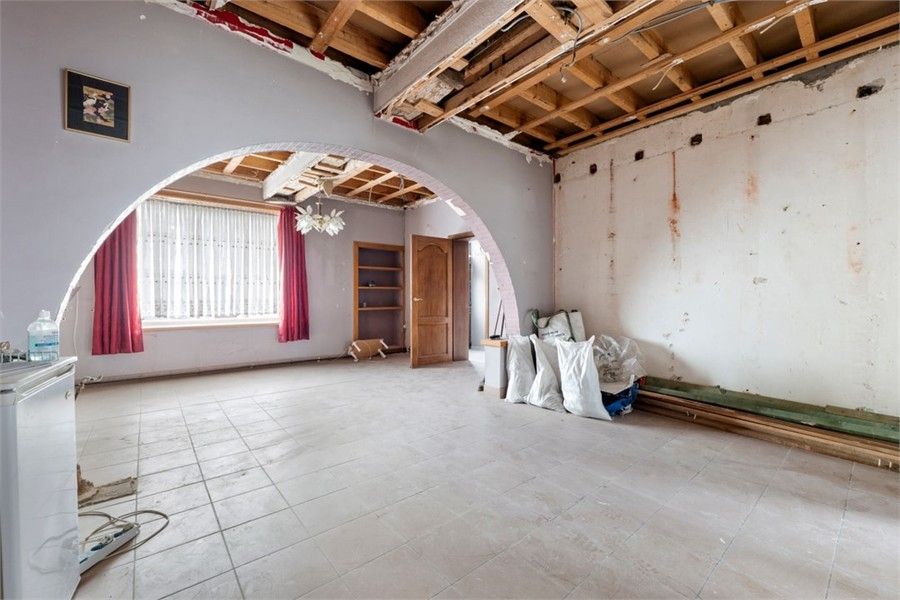 TE RENOVEREN WONING IN HET CENTRUM VAN ZOUTLEEUW foto 8