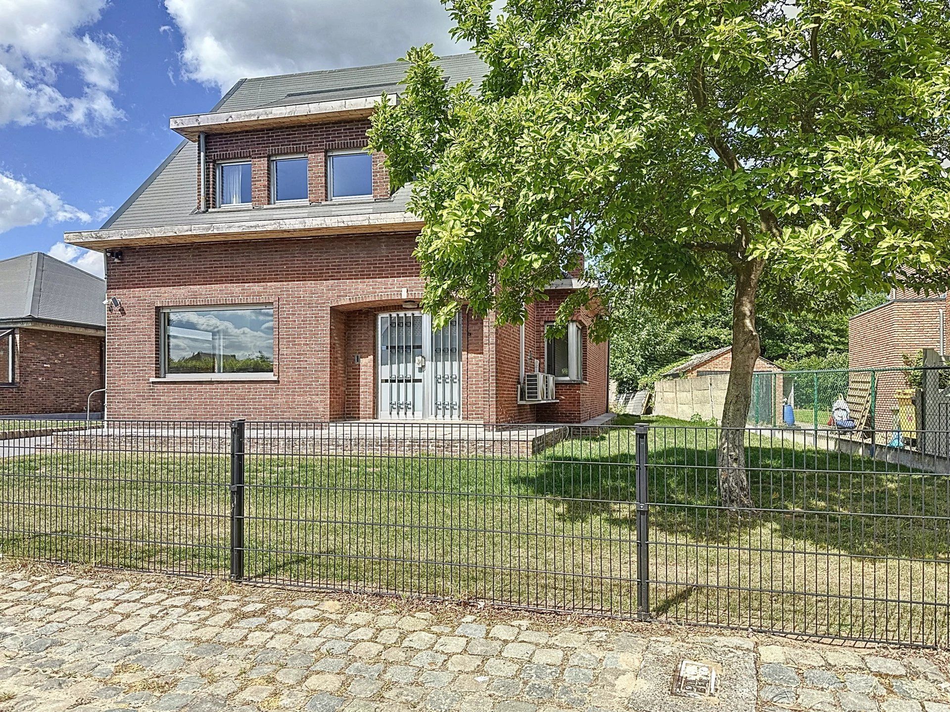 Gerenoveerde woning op groot perceel met 3 slaapkamers, zonnepanelen en thuisbatterij. foto 22
