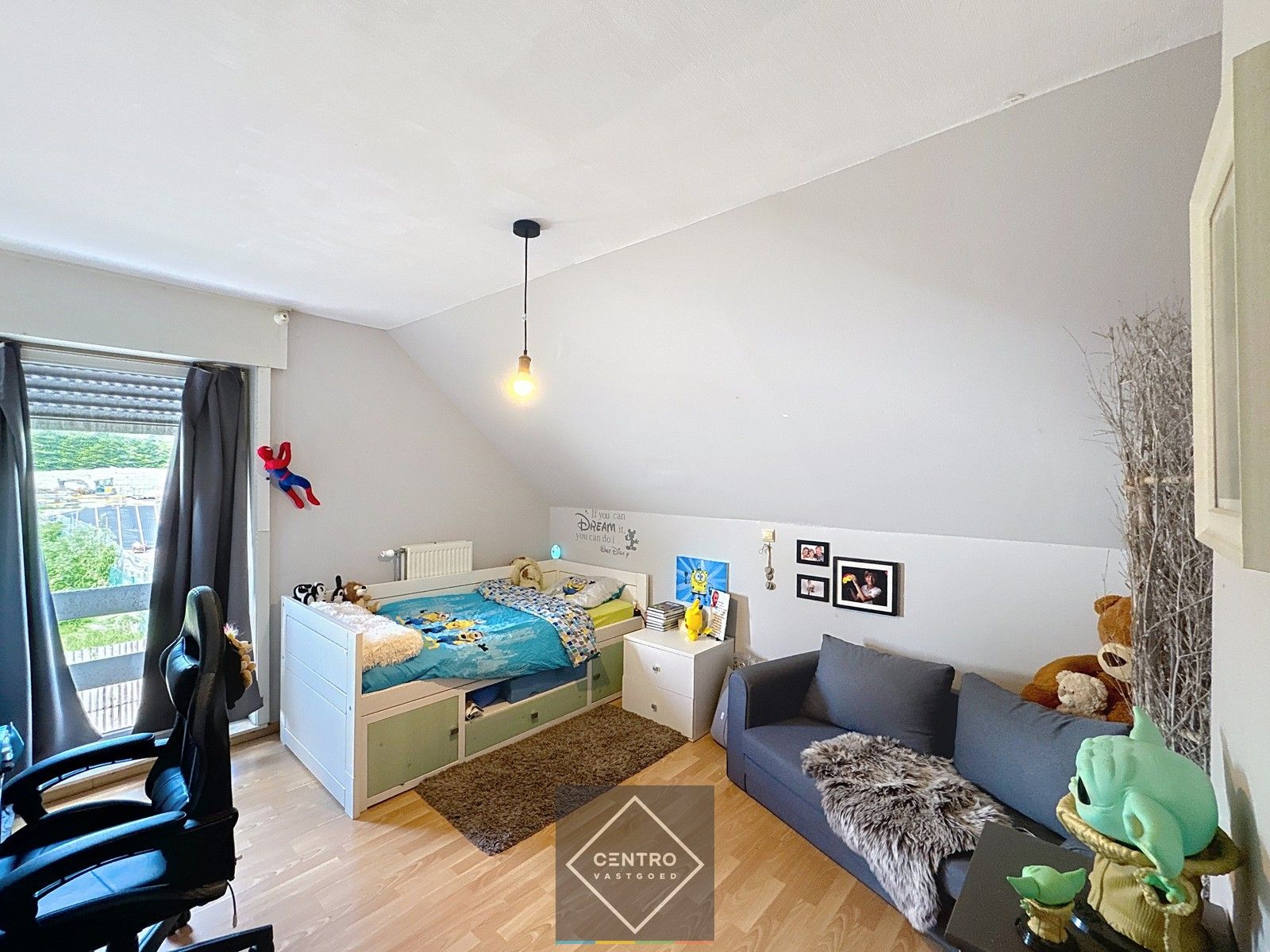 BEDRIJFSPAND te koop op AAA-locatie! Verwarmd MAGAZIJN/TOONZAAL met burelen en instapklare WONING te Brugge (Sint-Michiels). foto 12
