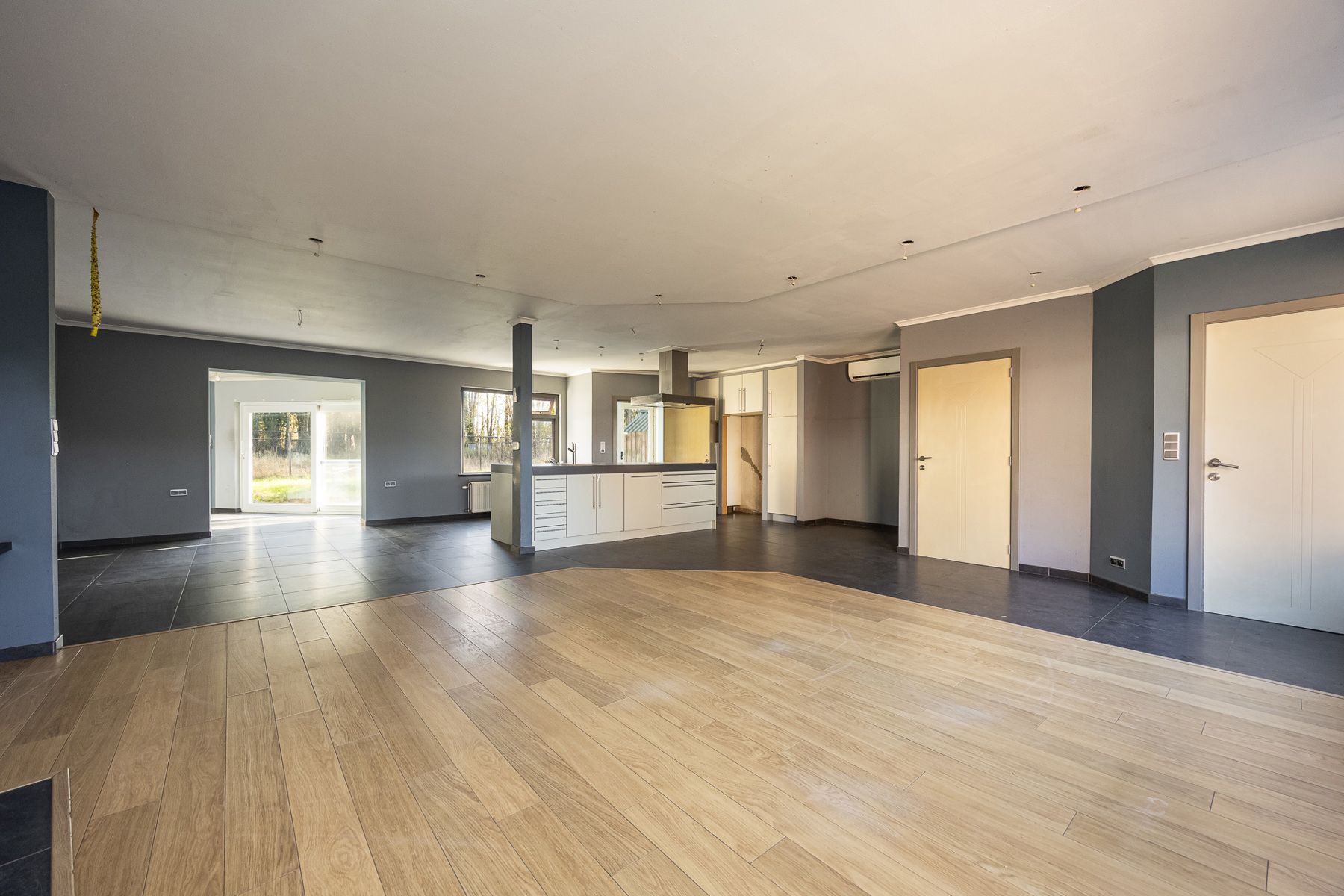 2 Woningen en opslagruimte op ca 2.525m². foto 7