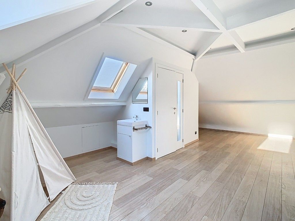 Te koop: Luxueuze woning met karakter in Zutendaal foto 39
