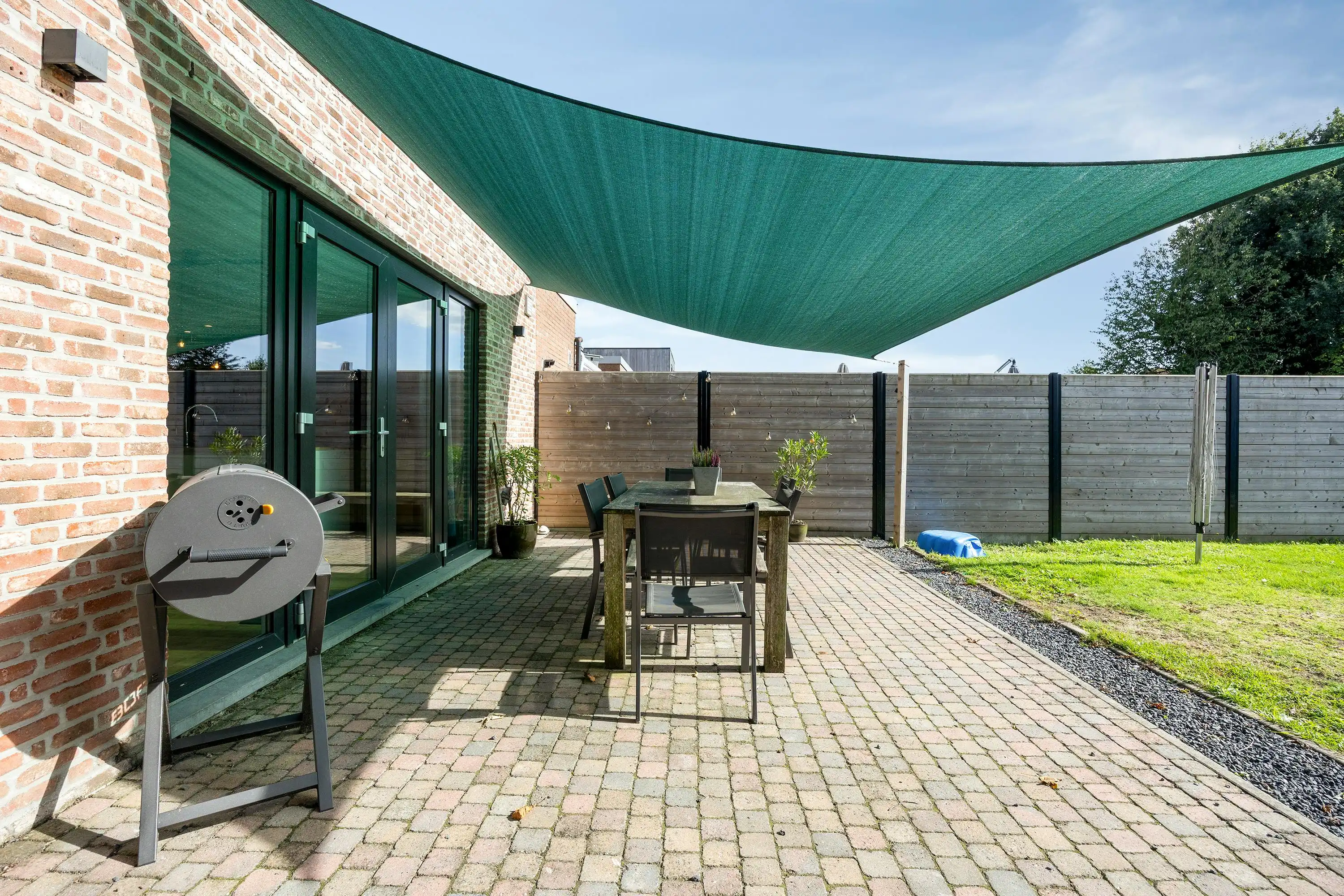 Gerenoveerde halfopen woning met tuin te koop in Gooreind! foto 28