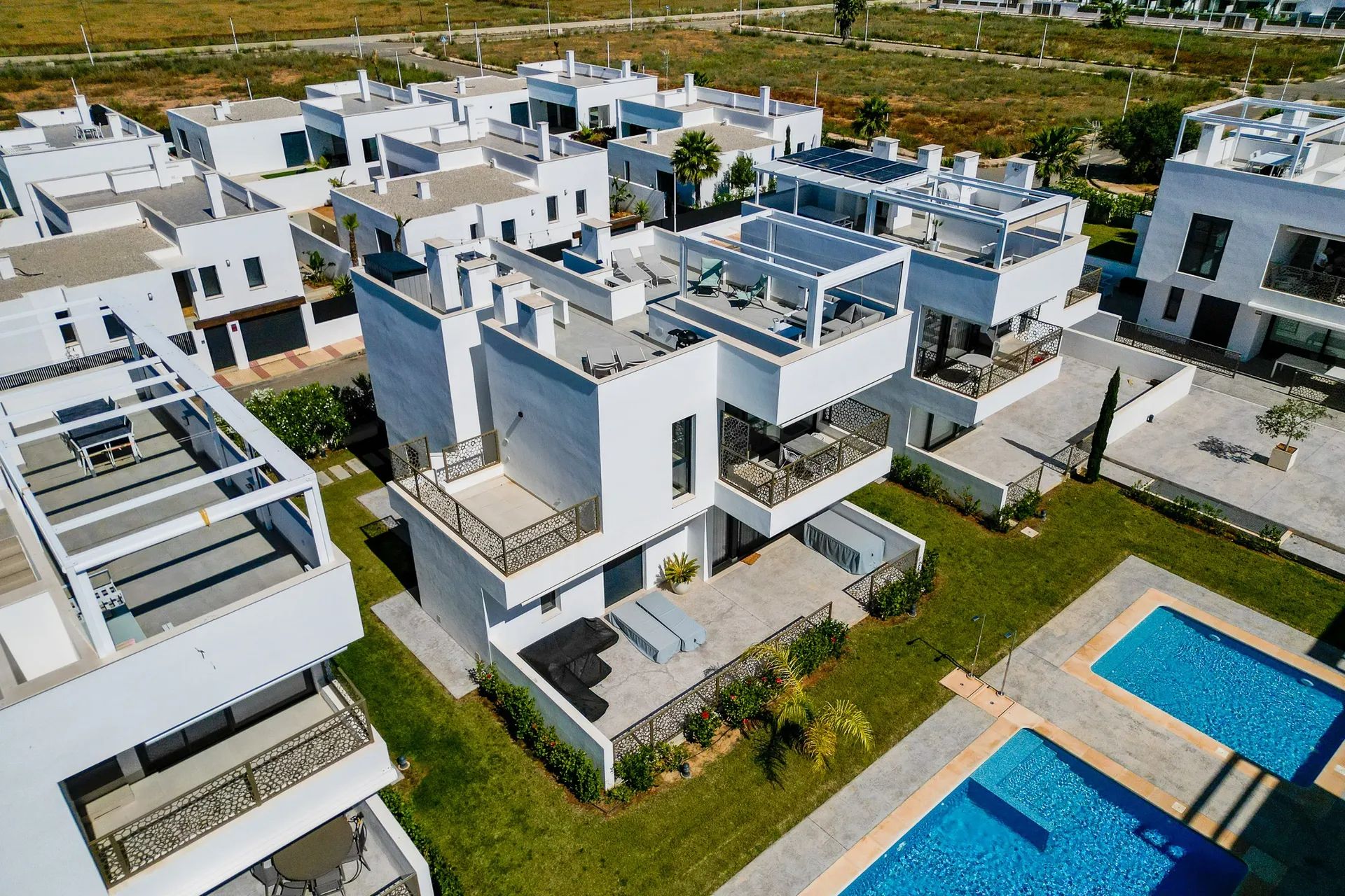Direct genieten: instapklaar penthouse op toplocatie aan de kust foto 43