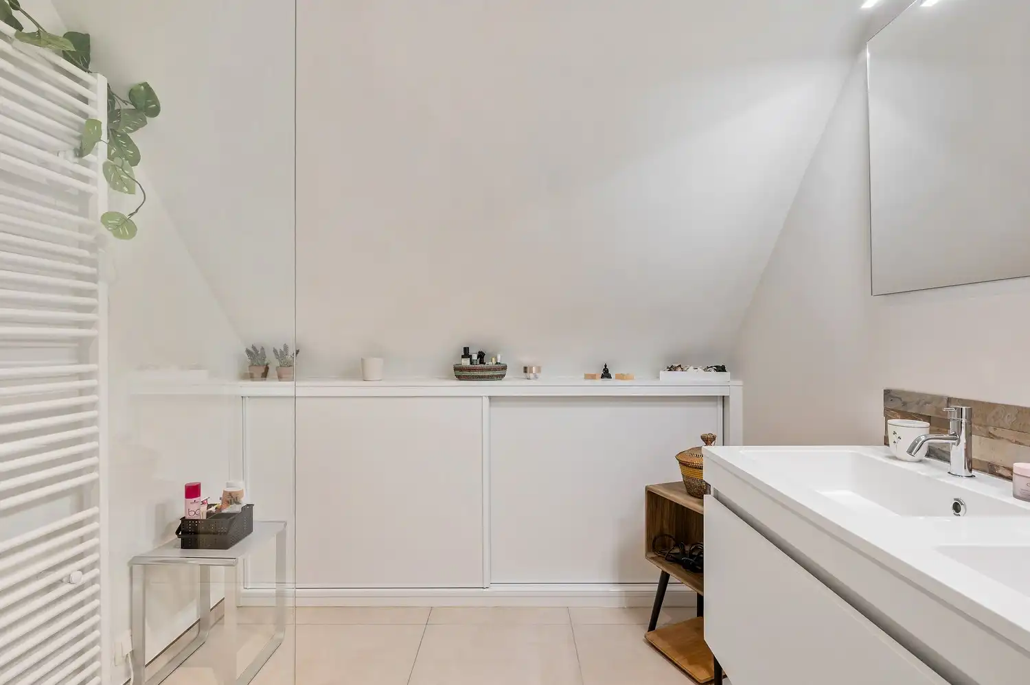 LUXE-APPARTEMENT I 2 STAANPLAATSEN I EPC= E19 I RUSTIG GELEGEN foto 16