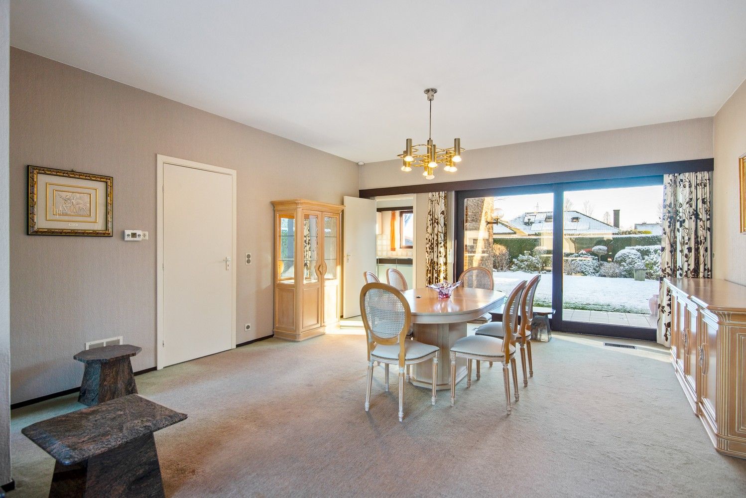 Zeer ruime vrijstaande woning met 3 slaapkamers en uitbreidingspotentieel in Kontich foto 5