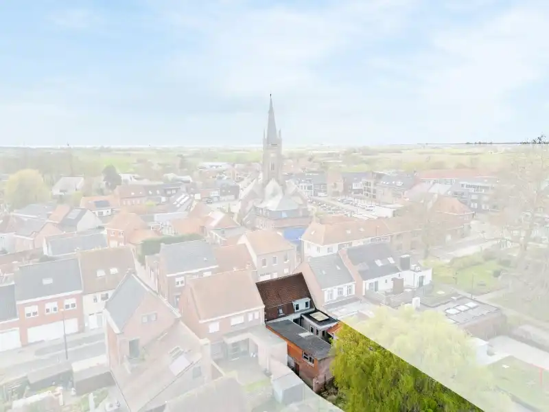 Gits :  te renoveren woning met veel potentieel op topligging.  Opp 461 m² foto 5