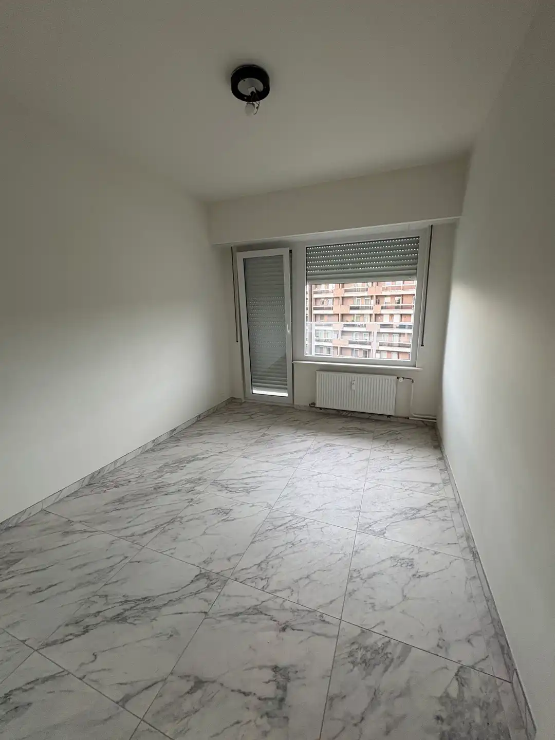 Zéér ruim appartement op een steenworp van het Valaarpark foto 13