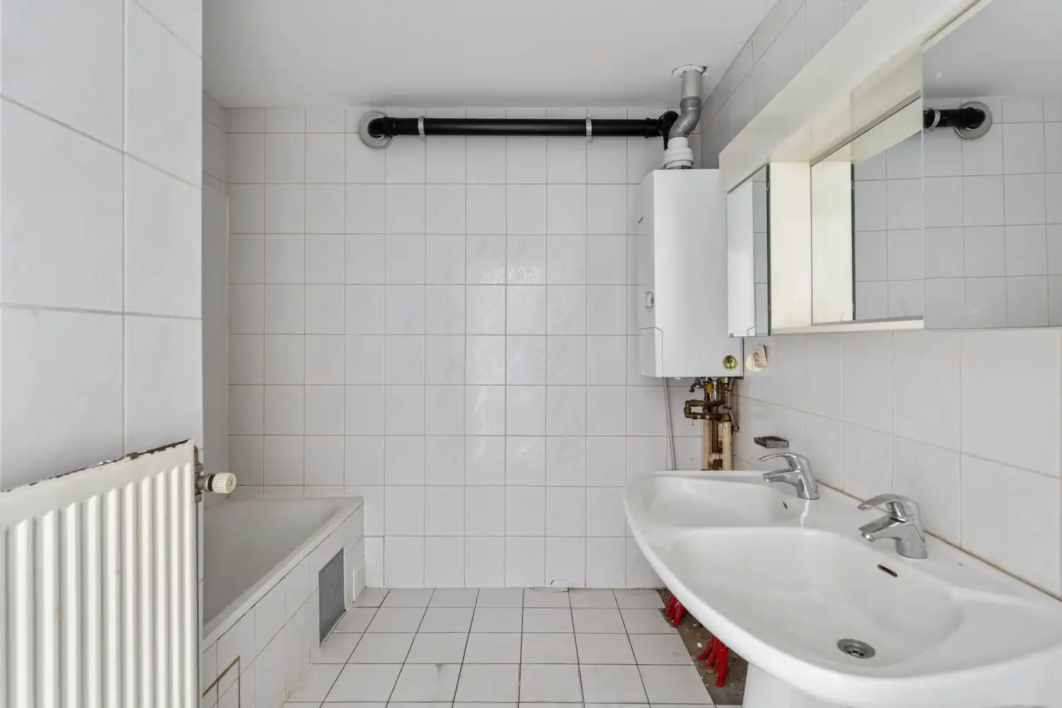 Gunstig gelegen appartement met 2 slaapkamers foto 5