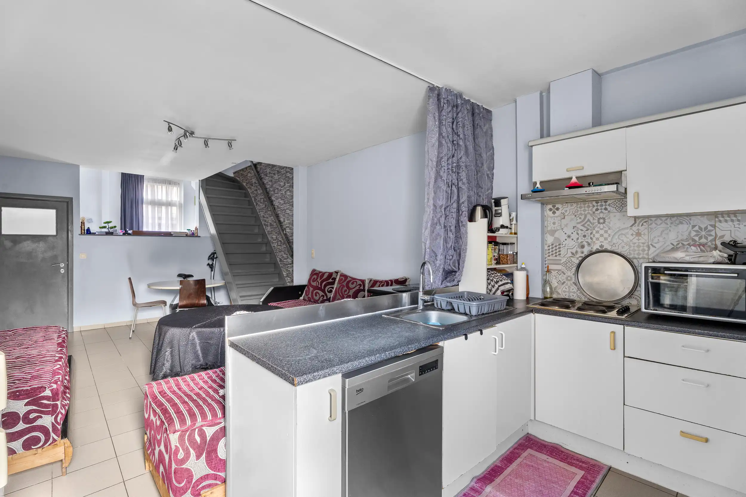 Instapklare, volledig gerenoveerde woning in centrum Lokeren foto 4