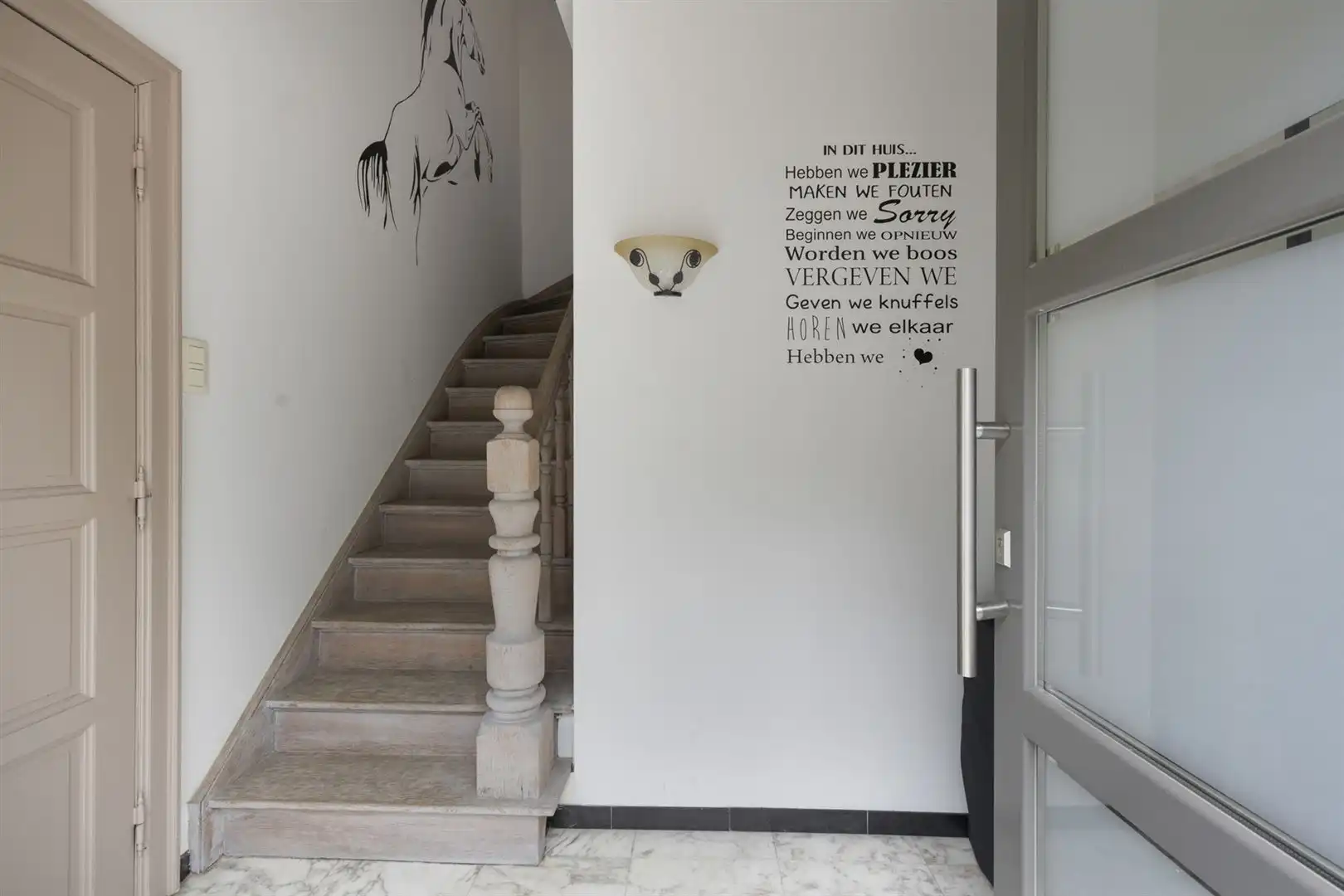 Handelswoning op commerciële toplocatie! foto 12