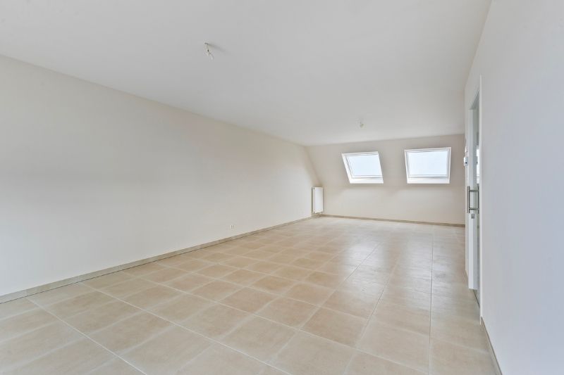 App  (113m2), met terras en overdekte parkeerpl. foto 4