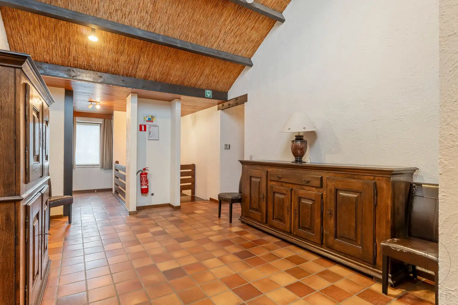 Woning met veelzijdig commercieel gebouw  op goede locatie in Driehoeven foto 21