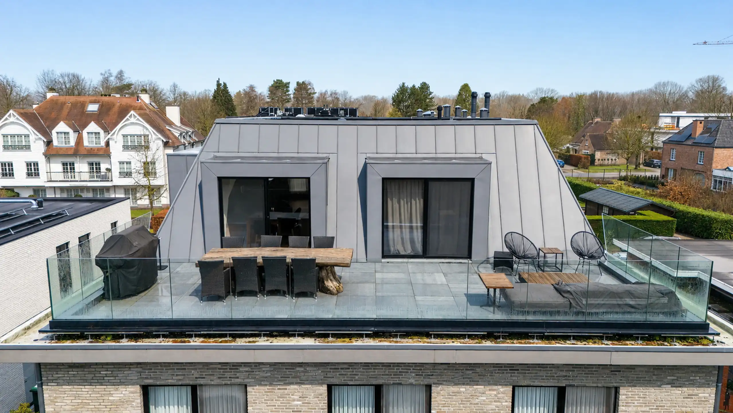 Stijlvol appartement op tweede verdieping met royaal terras foto 21