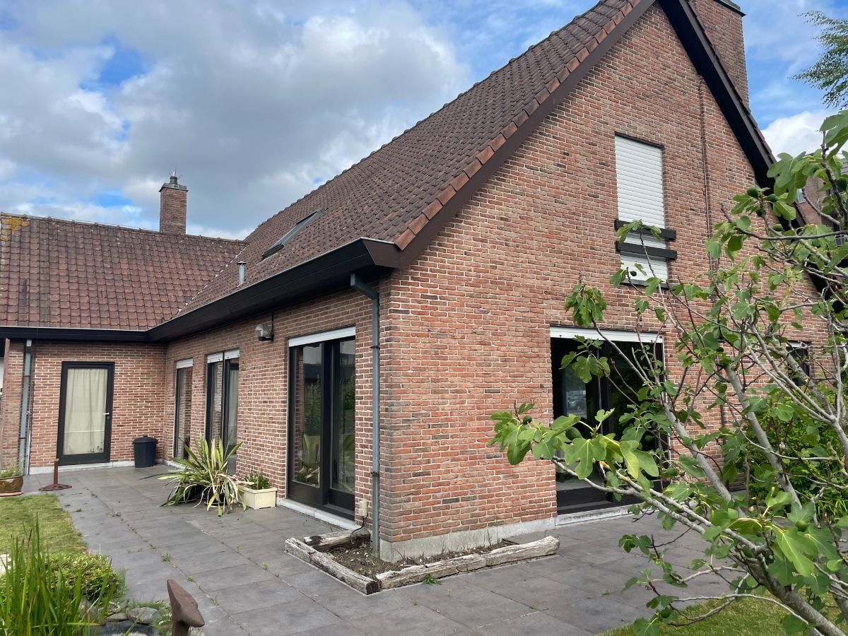 VILLA + GARAGE & TUIN foto 11