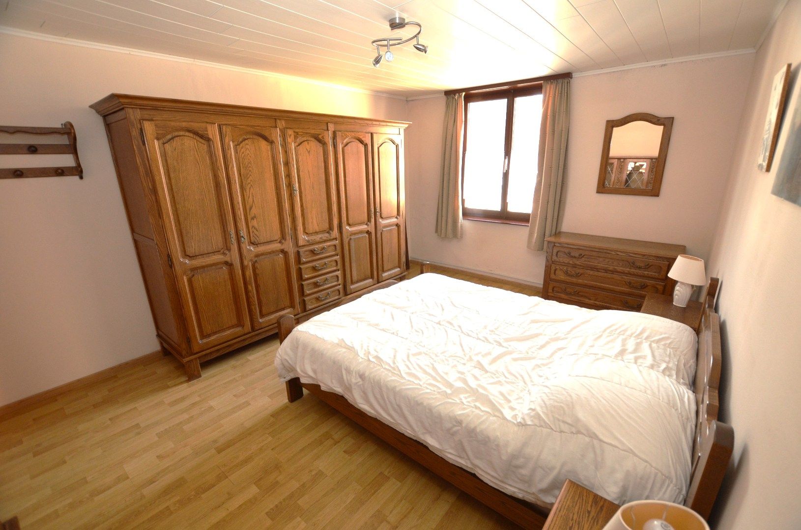 Zeer ruim woonhuis, ook geschikt als kangoeroewoning foto 19