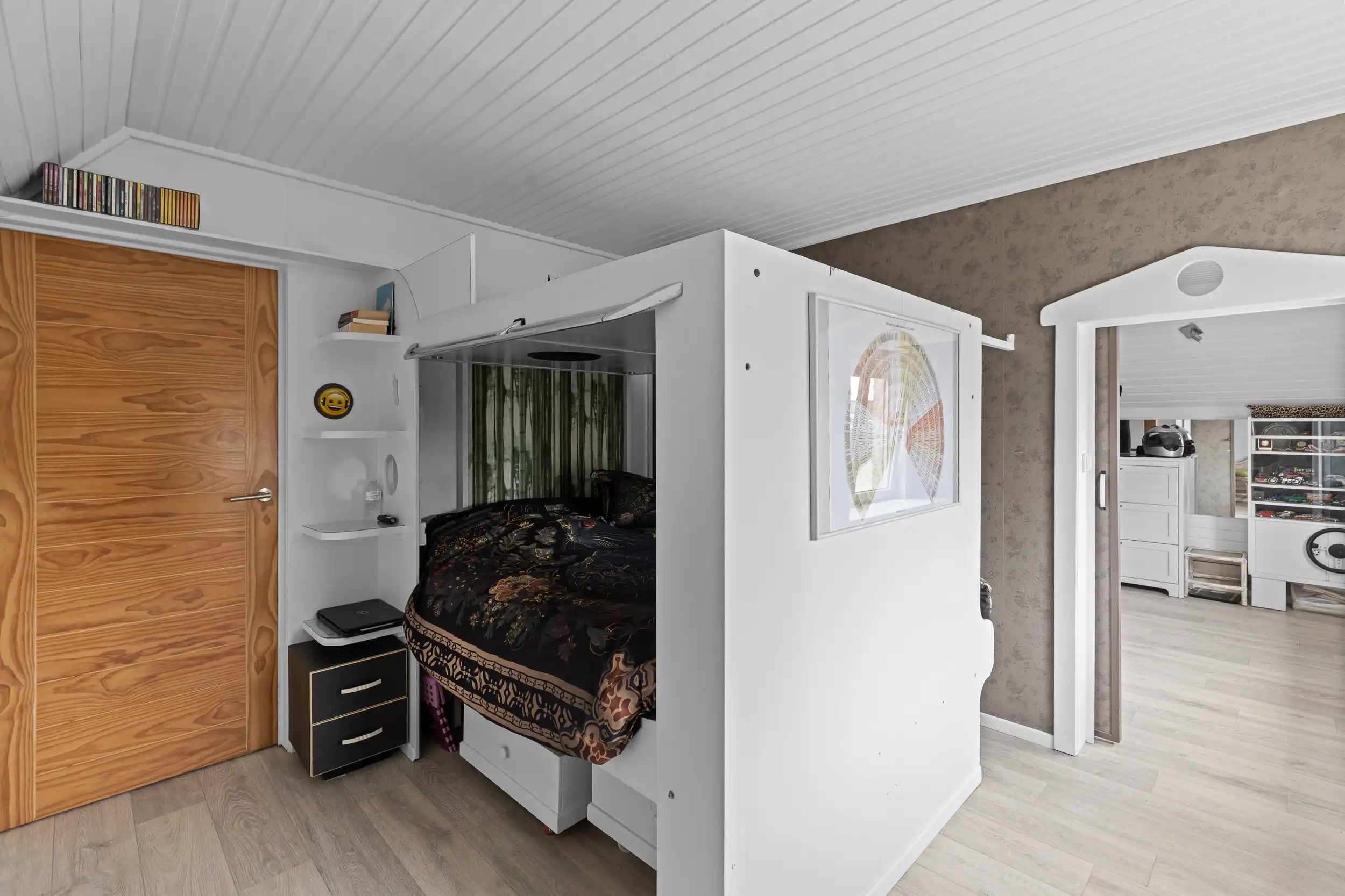 Charmante villa met ruimte op 2.345 m² perceel foto 8