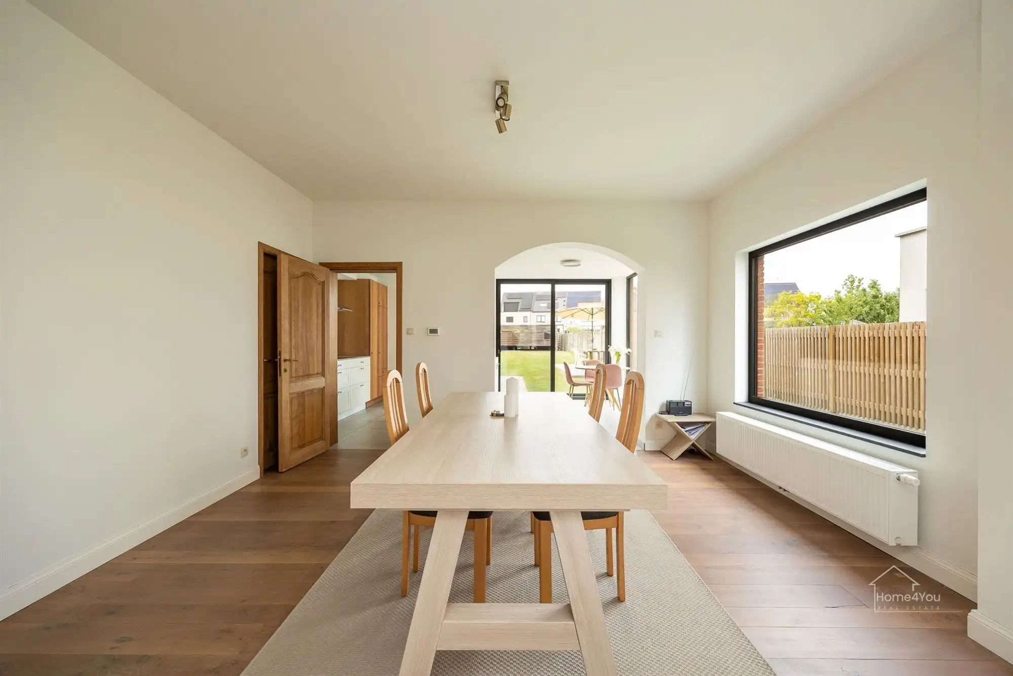 Prachtige HOB, 3 slaapk + zolder en ruime tuin foto 6