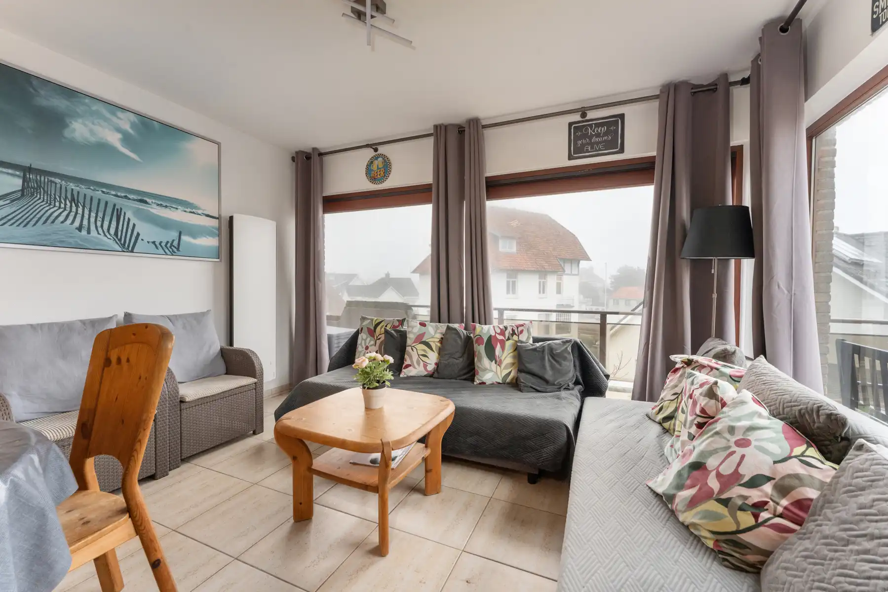 Gemeubeld 2-slaapkamer appartement TE HUUR in Koksijde foto 3