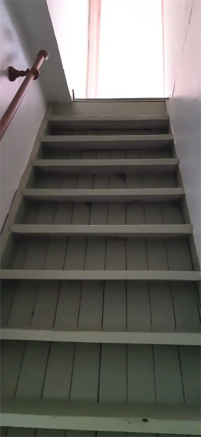 Ruime, praktische woning met tuin foto 21