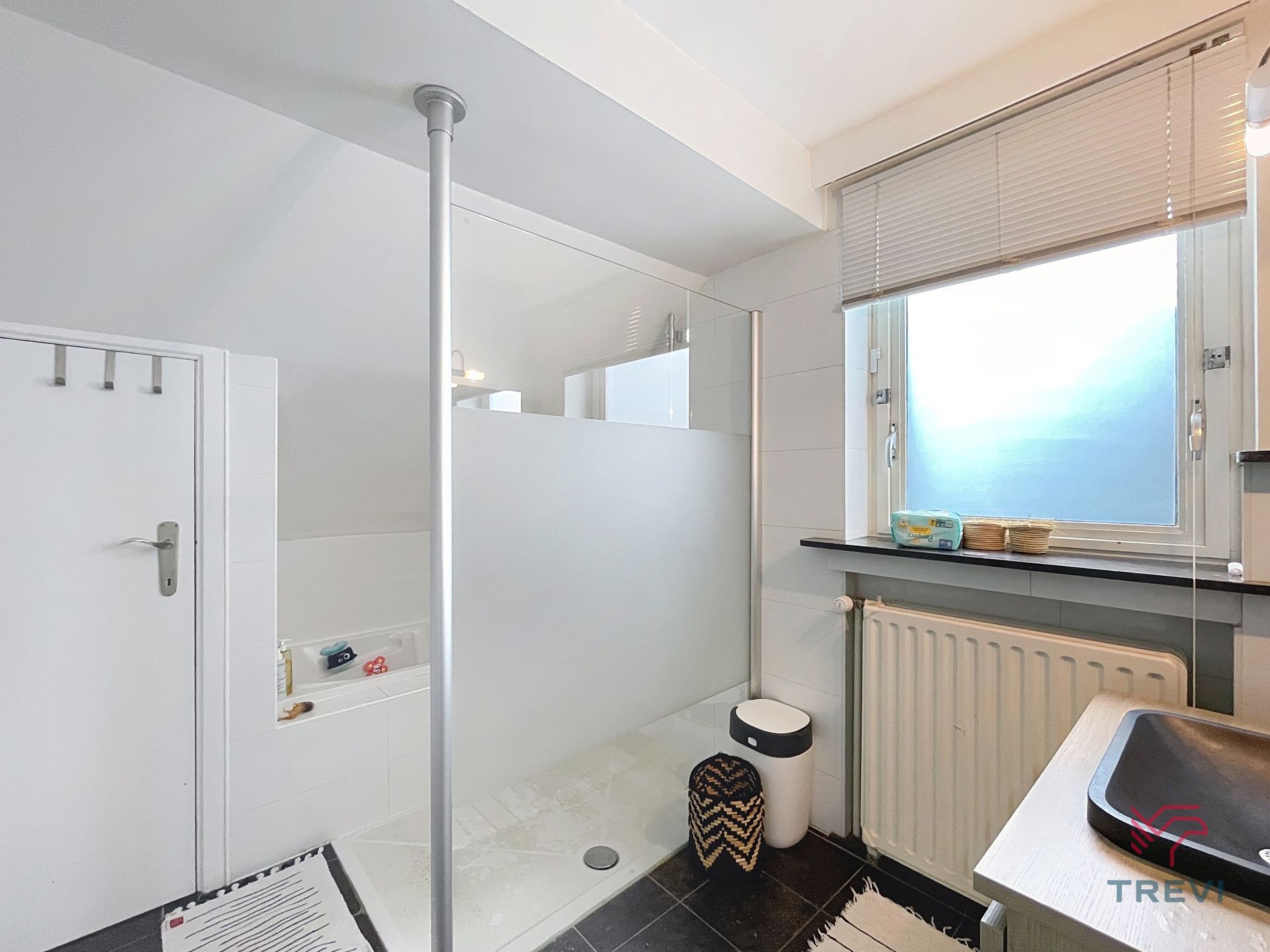 Charmant vrijstaand huis met tuin foto 13