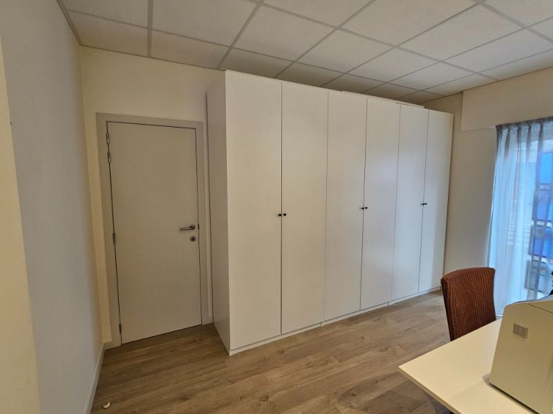 Te koop : instapklaar appartement in centrum Roeselare met 1 slpk ! foto 3