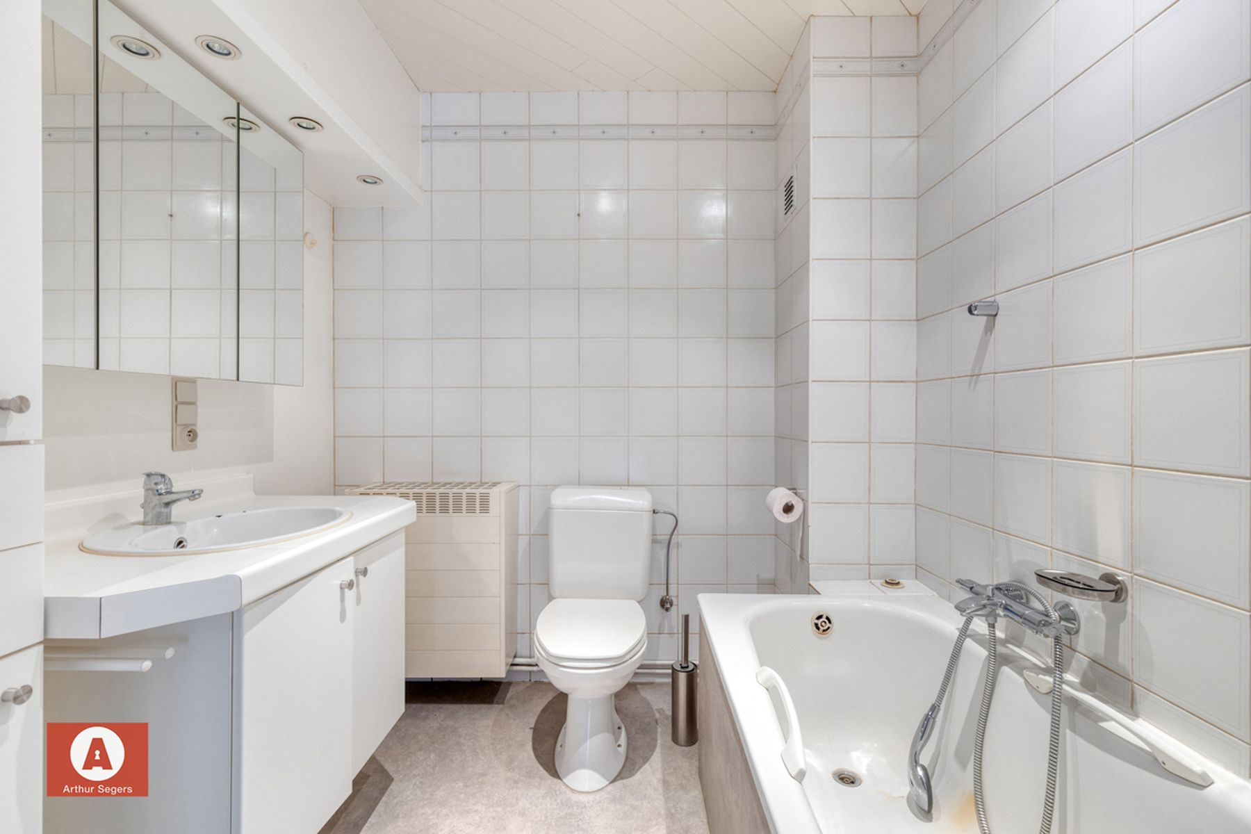 Instapklare halfopen woning met atelier in Opstal foto 18