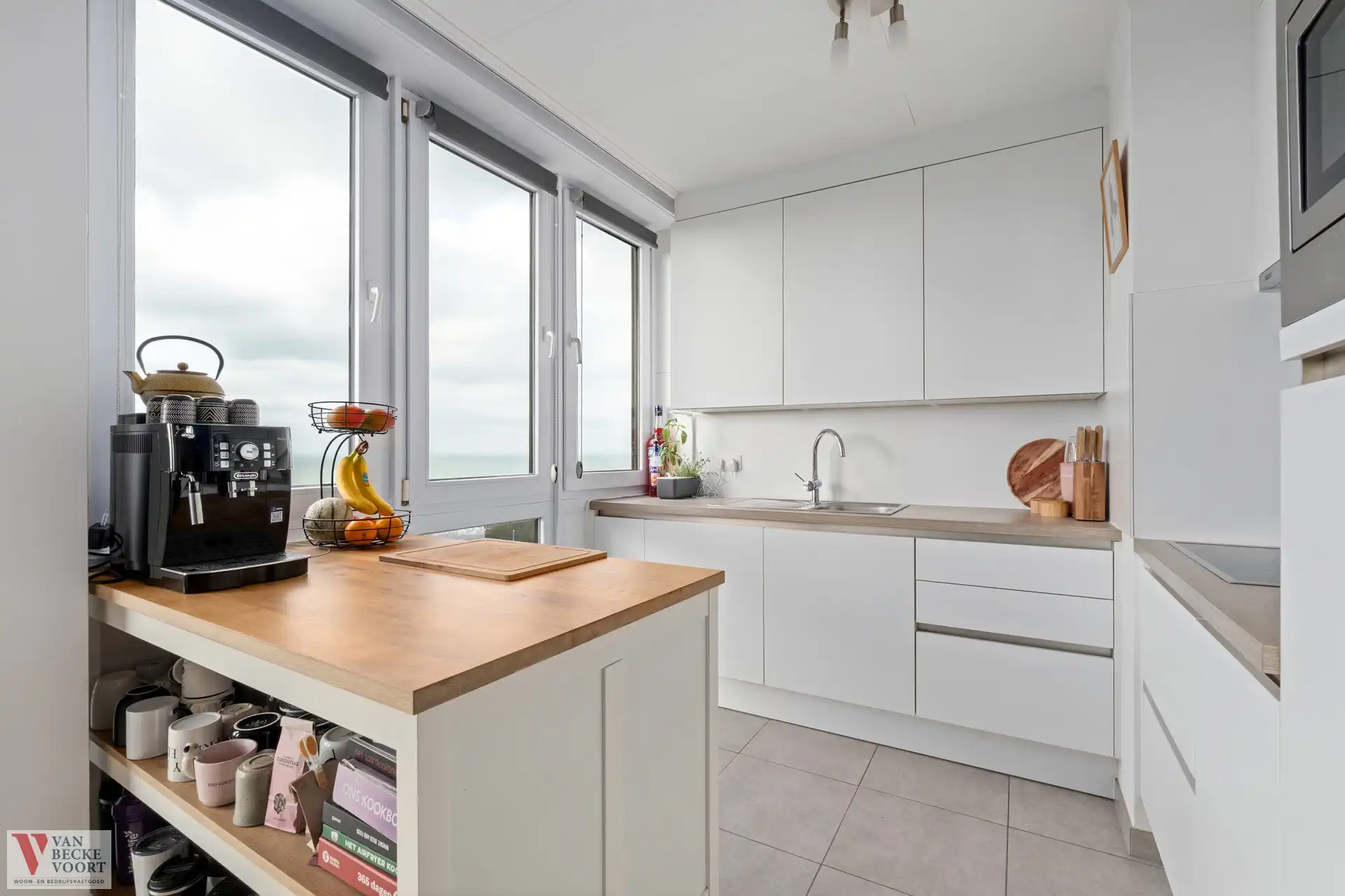 Appartement met panoramisch zee- en duinenzicht foto 4