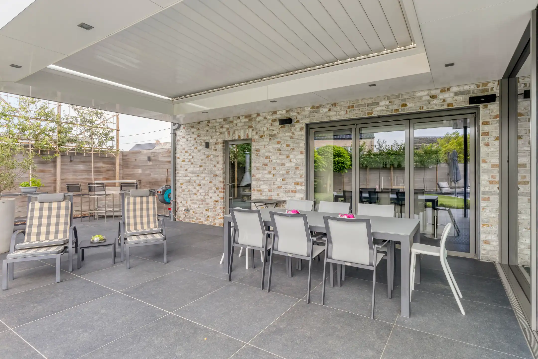 Stijlvolle villa met zwembad in Zemst foto 17