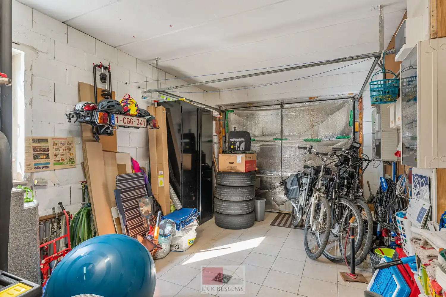 Zeer energiezuinige, vrijstaande woning, gebouwd in 2011, gelegen op een perceel van 715 m² met een bewoonbare oppervlakte van ca. 220 m² foto 15