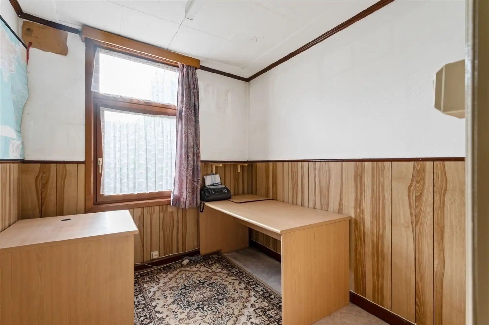 Te renoveren handelshuis met woonst gelegen te Schriek foto 11