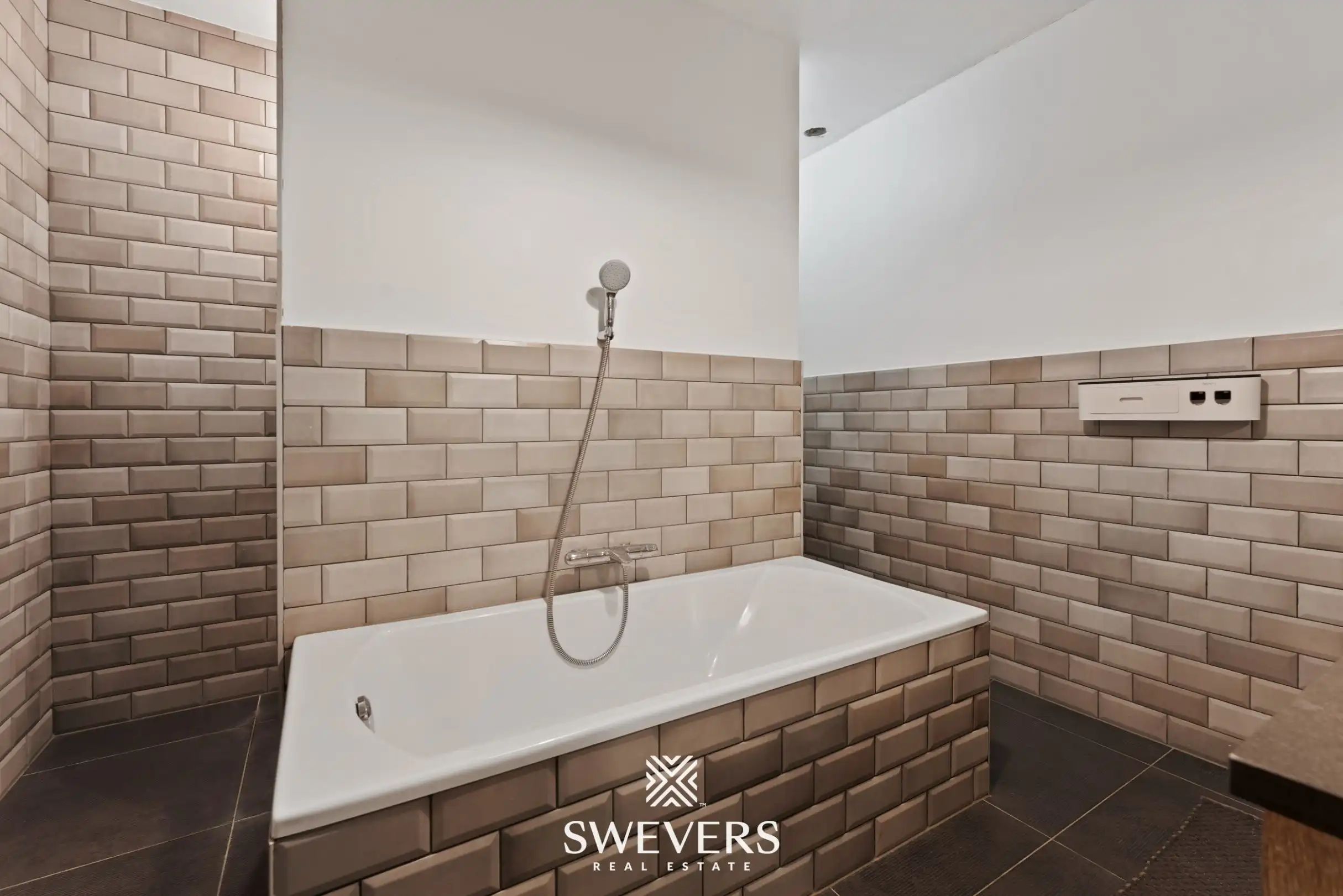 Instapklare charmevolle woning met moderne luxe in het hart van Leopoldsburg foto 23