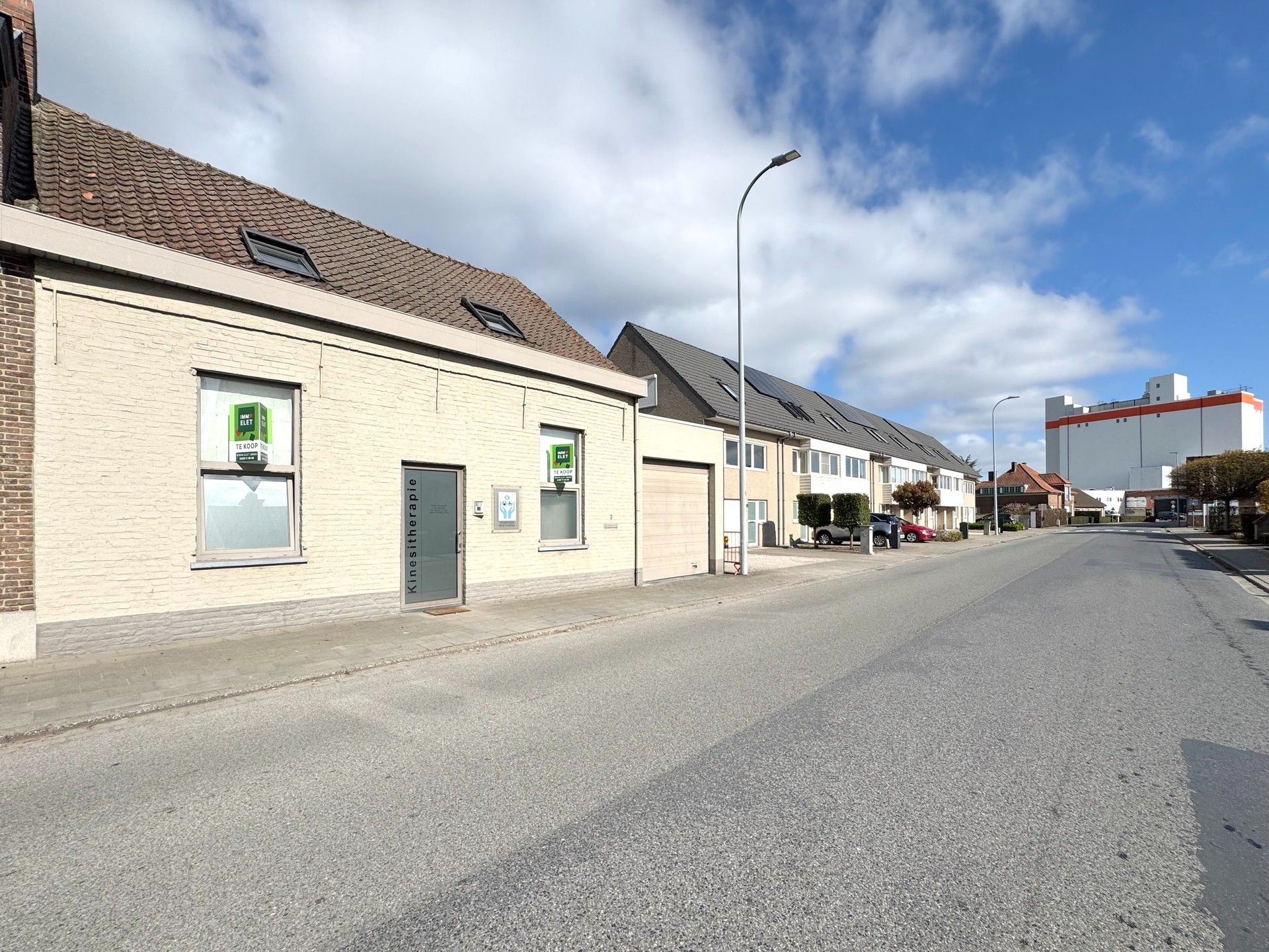 WONING MET MAGAZIJNTJE 52 m² + DUBBELE GARAGE 40 m² foto 3