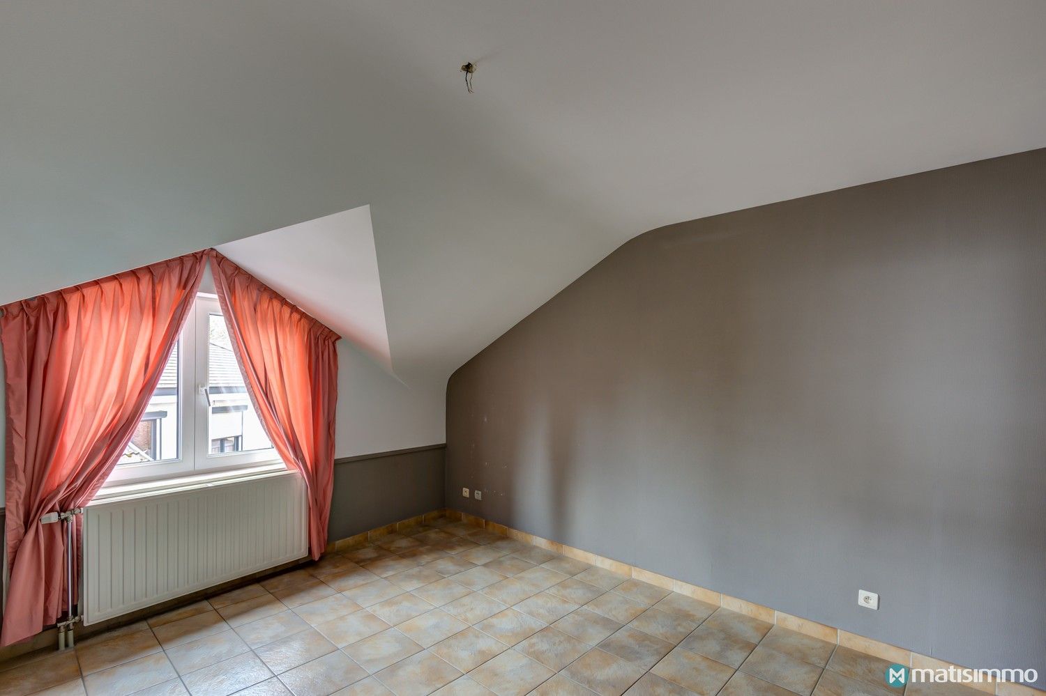 DUPLEXAPPARTEMENT MET 2 SLAAPKAMERS EN RUIM TERRAS TE HERDEREN foto 10